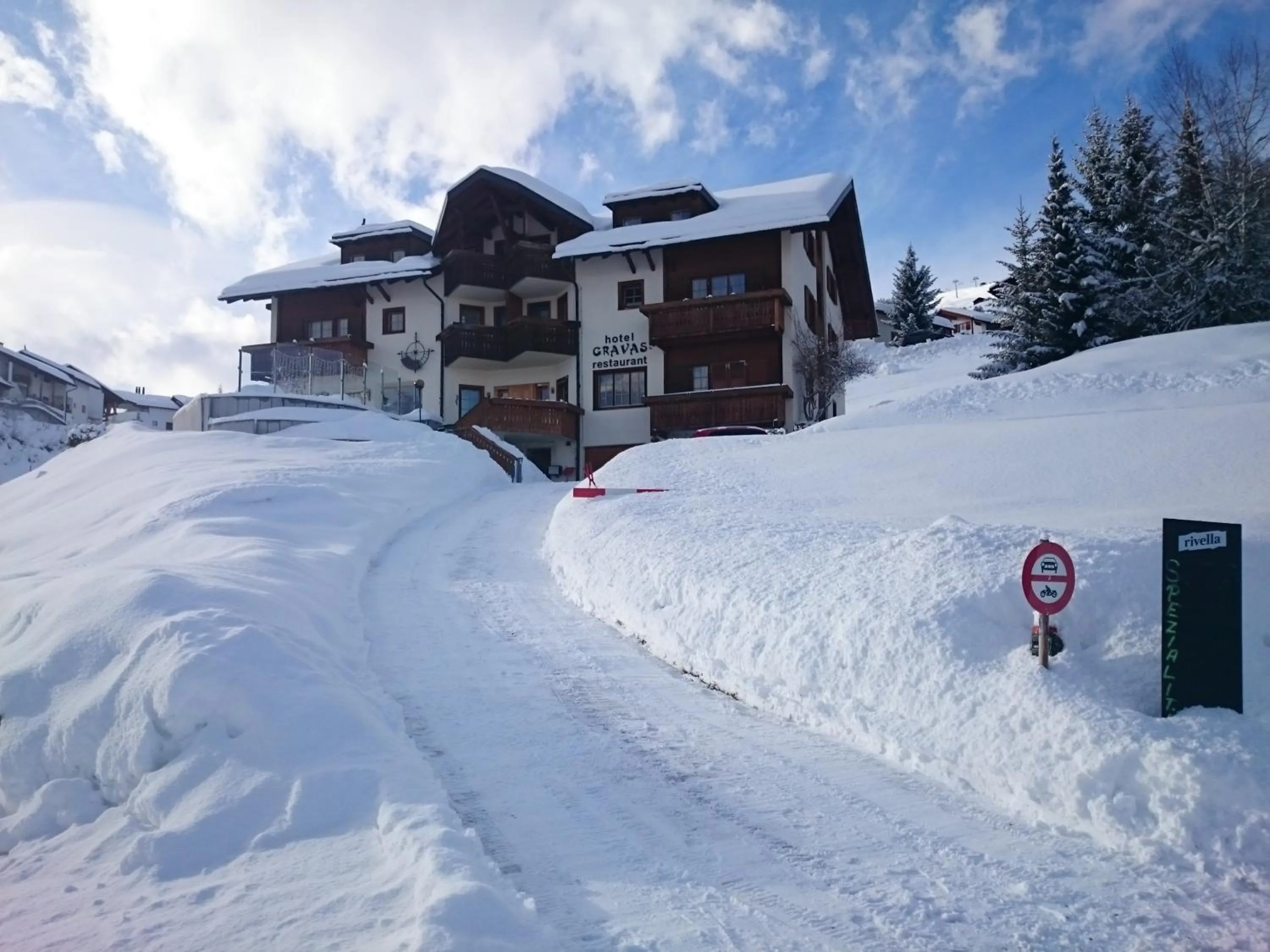 Facade/entrance in Hotel Gravas Lodge - Das Hotel für Gäste mit Hund
