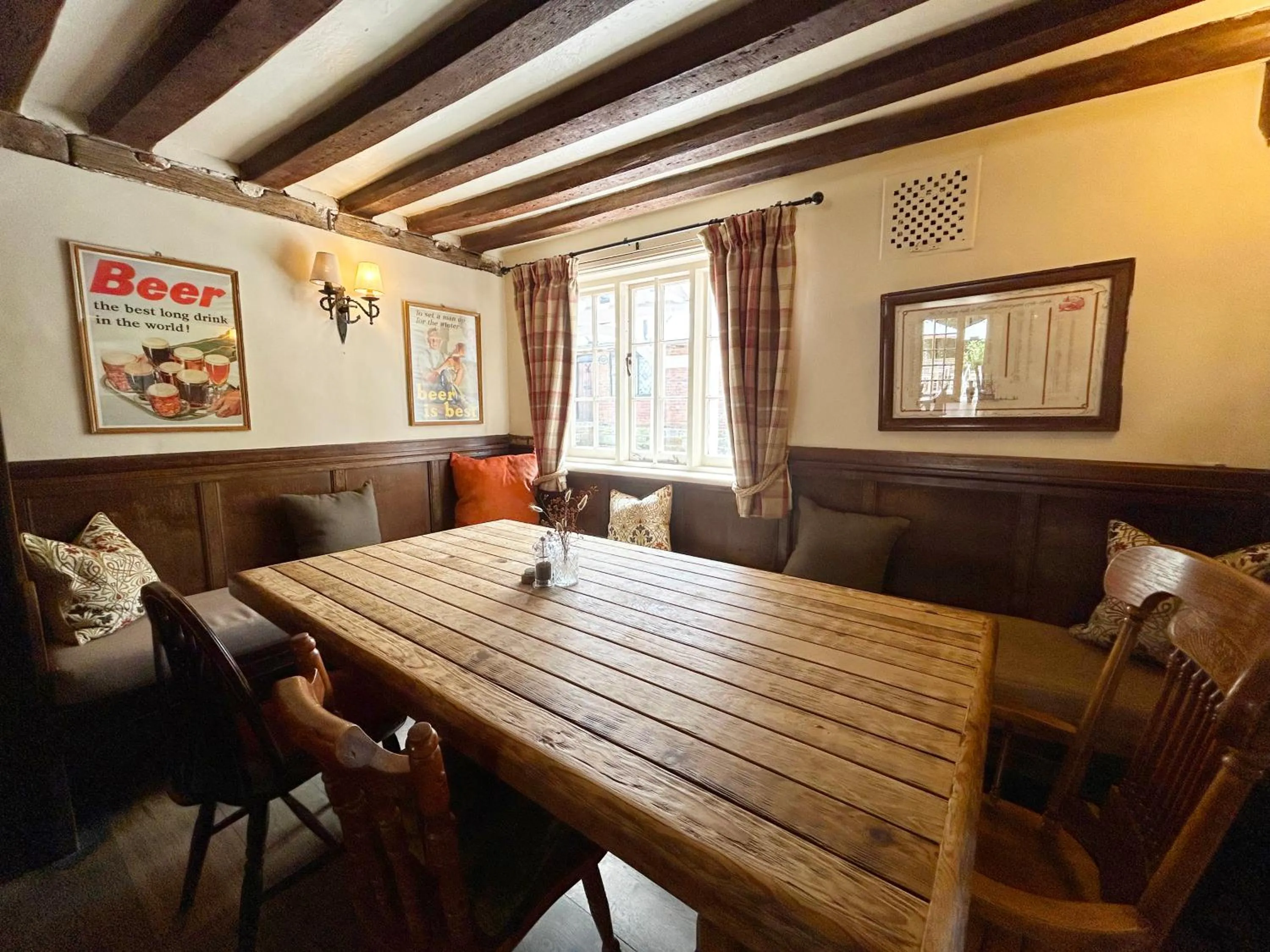 Restaurant/places to eat in The Bear Inn