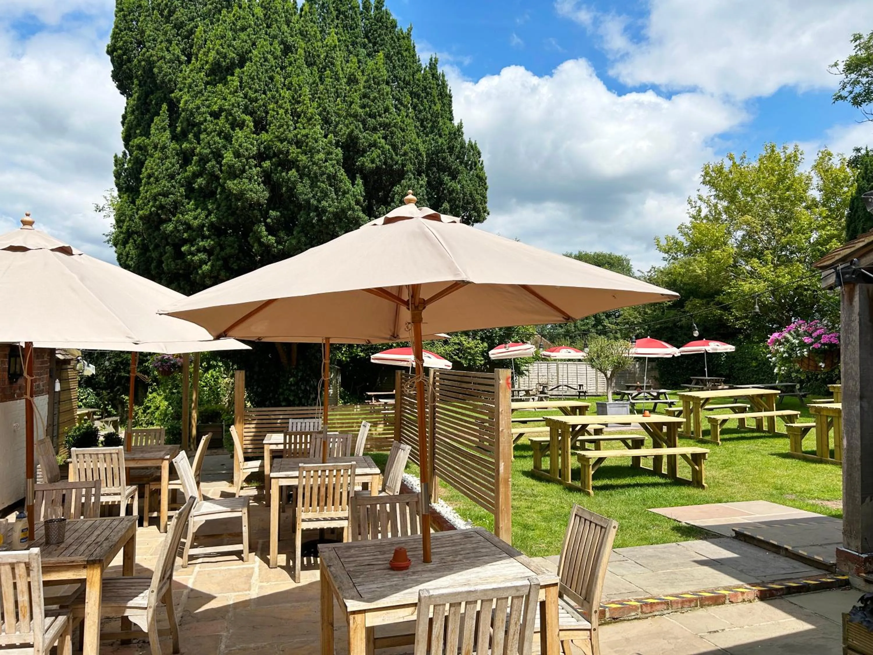 Restaurant/places to eat in The Bear Inn