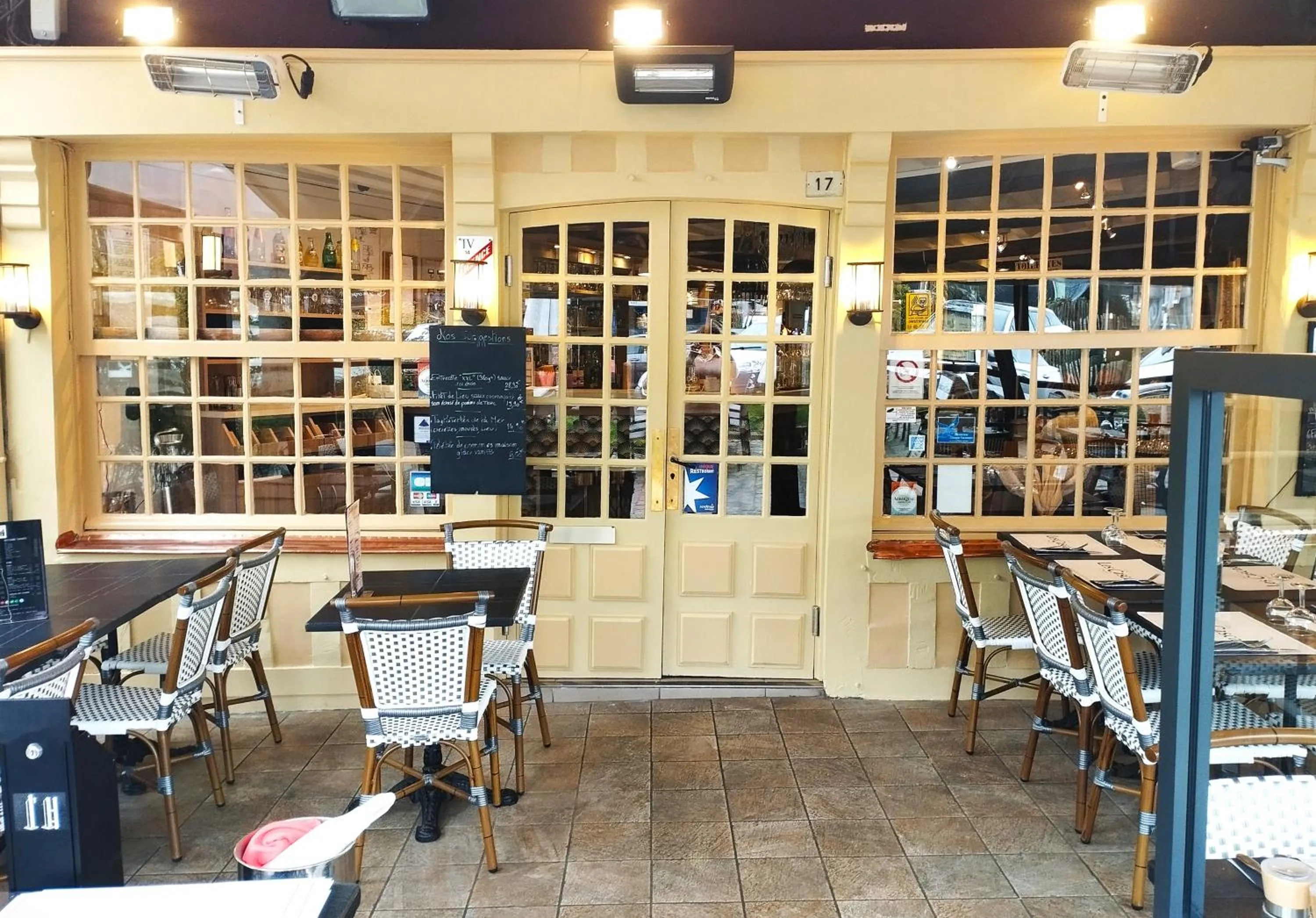 Restaurant/places to eat in Les Cascades - Hôtel de Charme