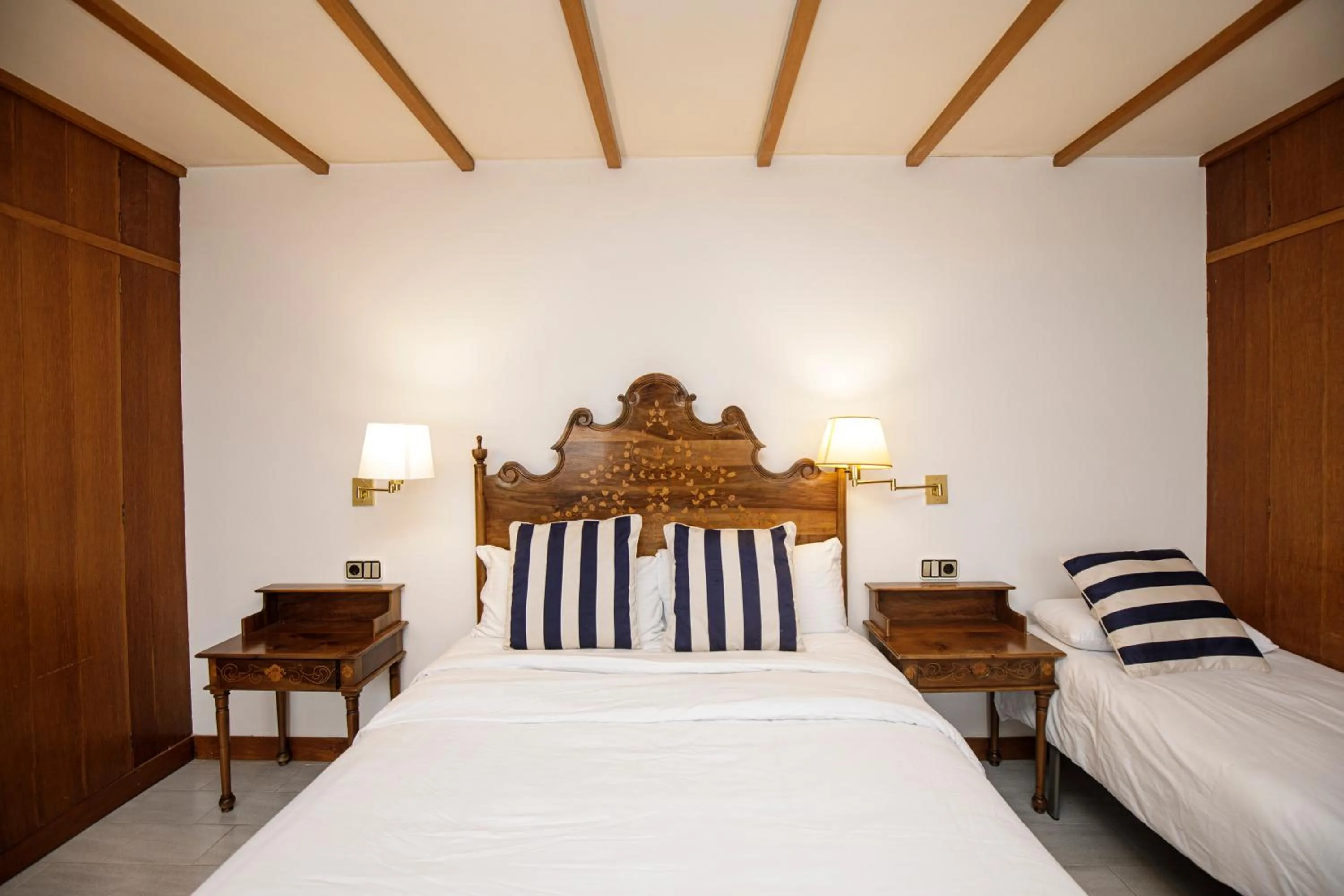 Bed in Hotel Casa Mas