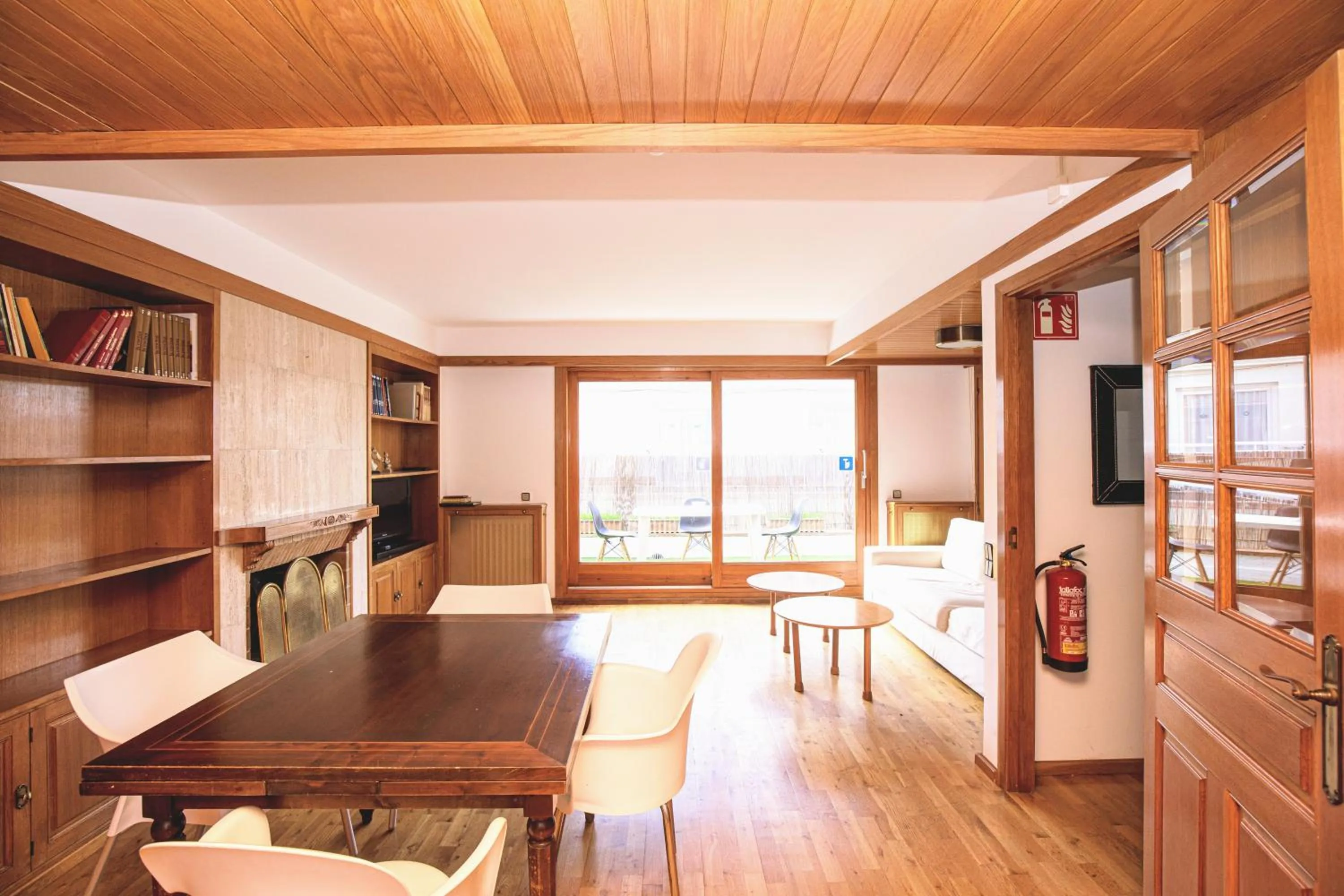 TV and multimedia in Hotel Casa Mas