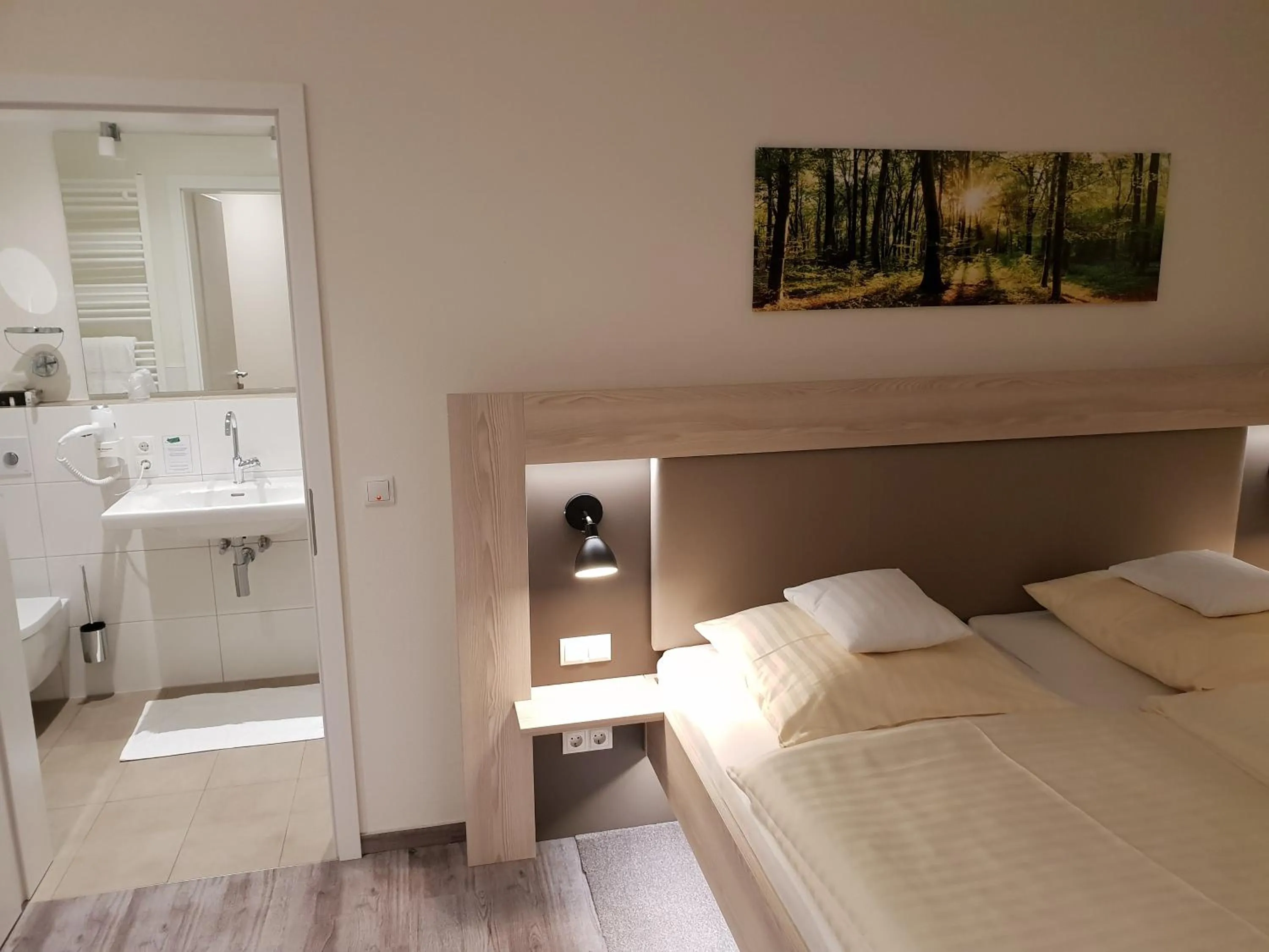 Night, Bed in Hotel Clemenswerther Hof