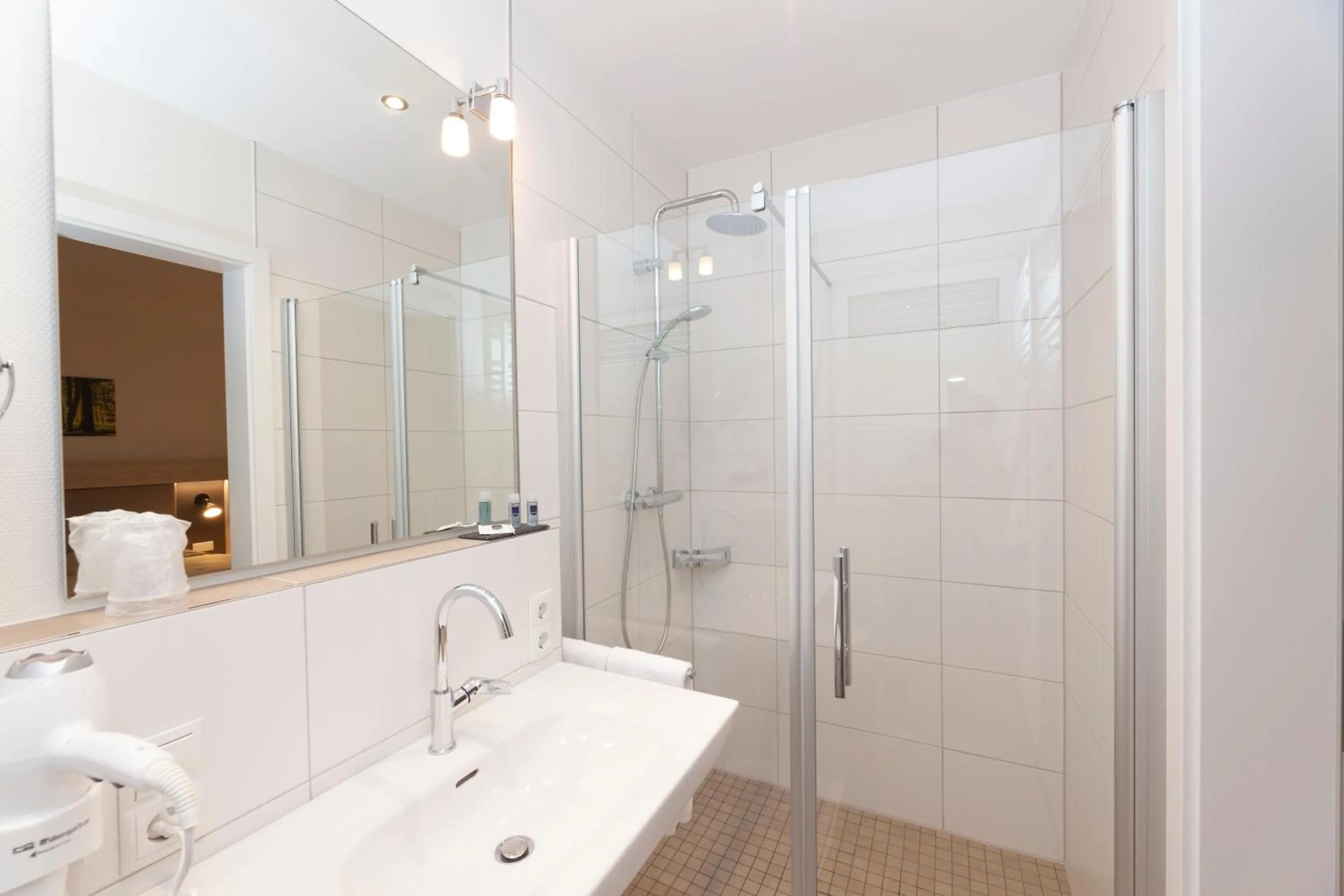 Shower in Hotel Clemenswerther Hof