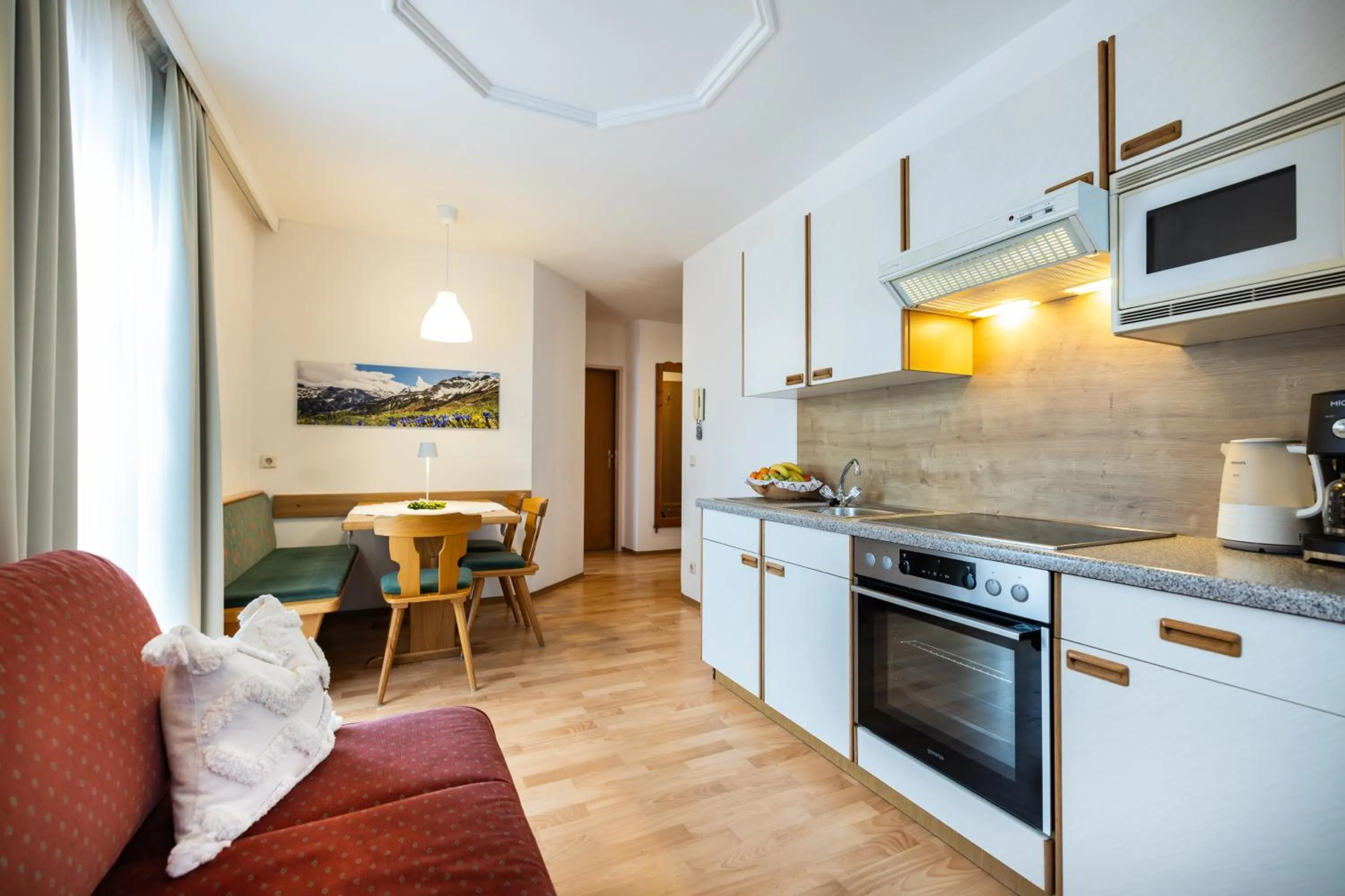 Kitchen or kitchenette in Aparthotel Dachsteinblick