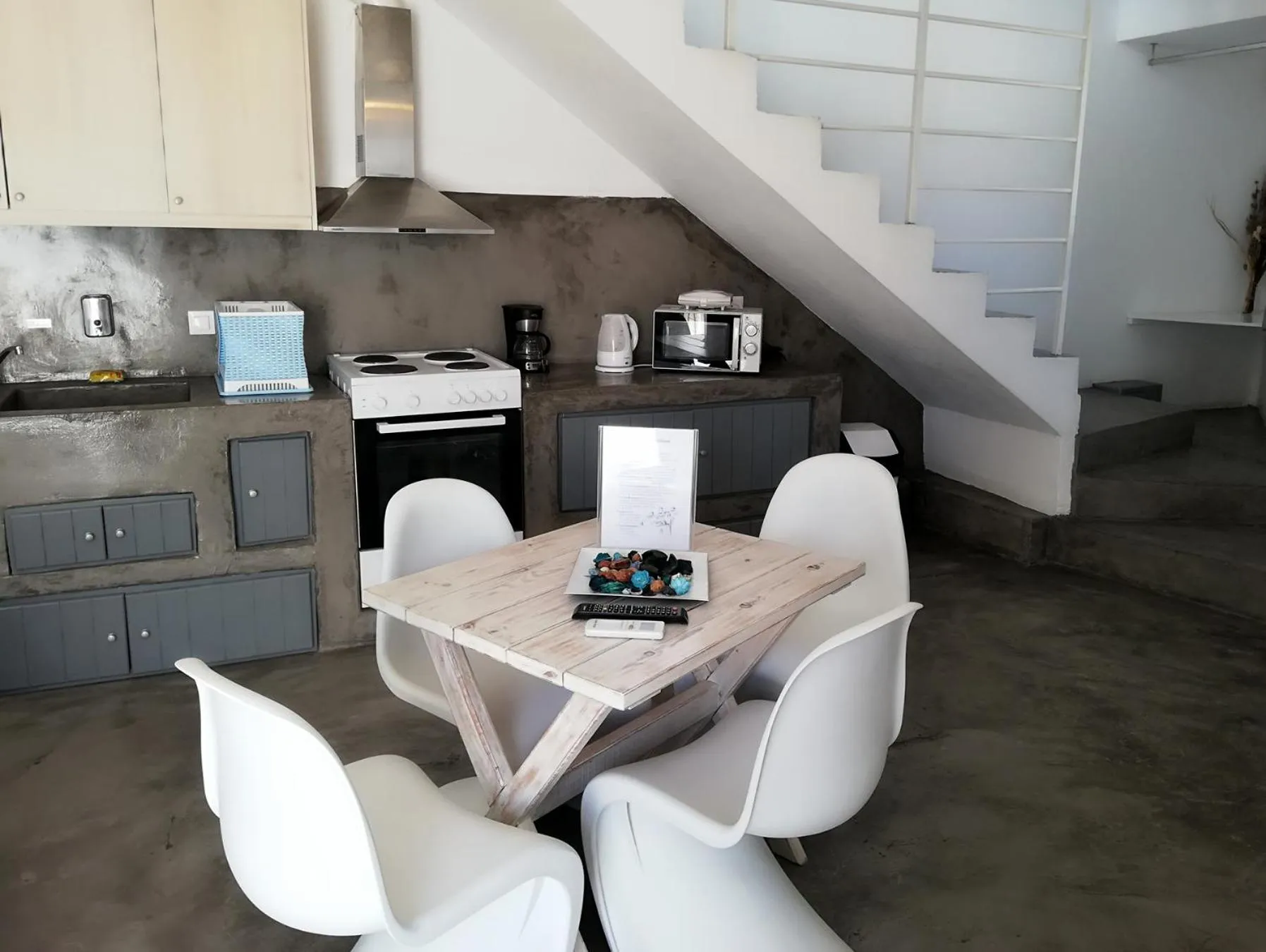 Coffee/tea facilities in Loukas & Emma Eco Houses