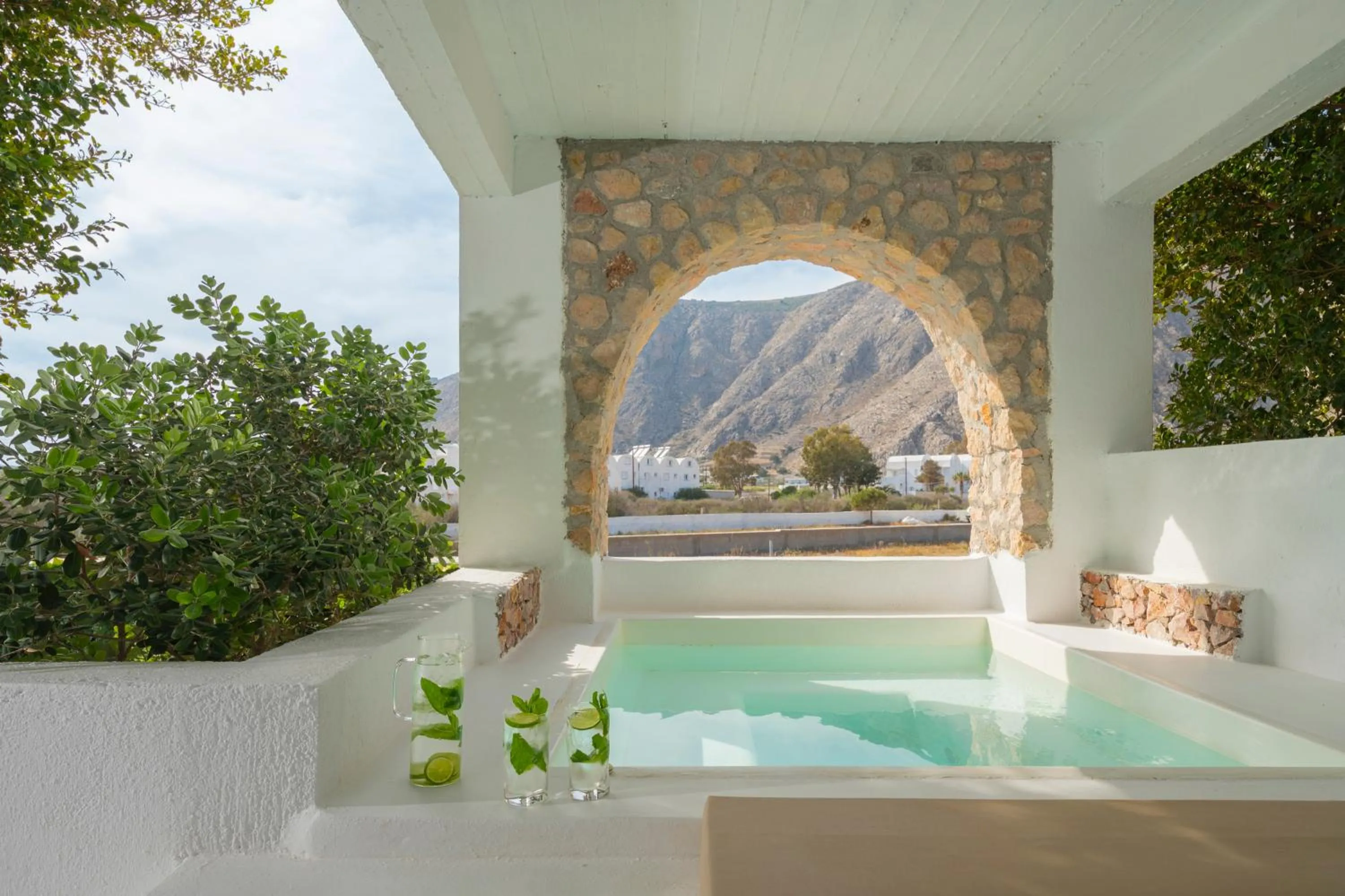 Hot Tub in Loukas & Emma Eco Houses