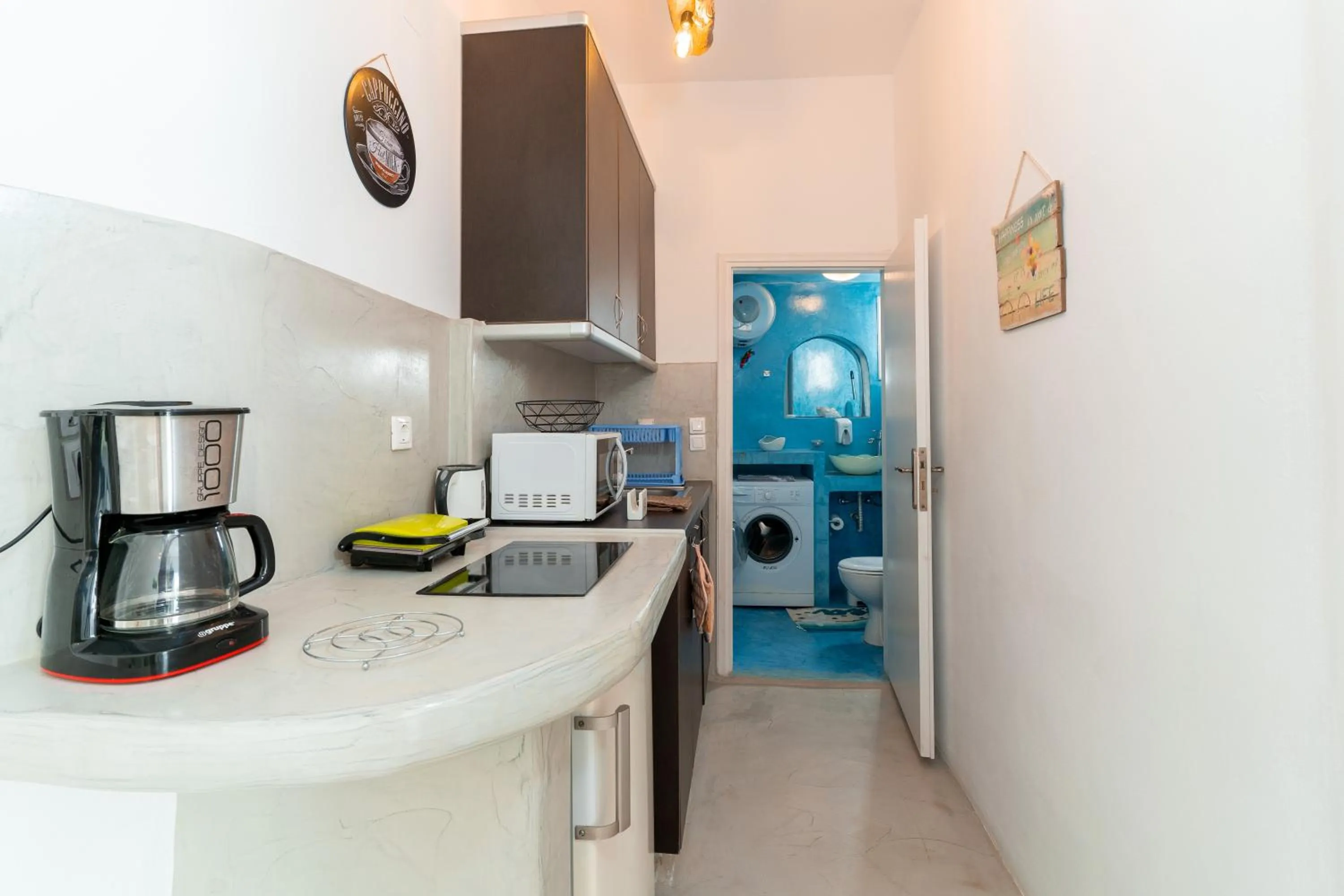 Kitchen or kitchenette in Loukas & Emma Eco Houses