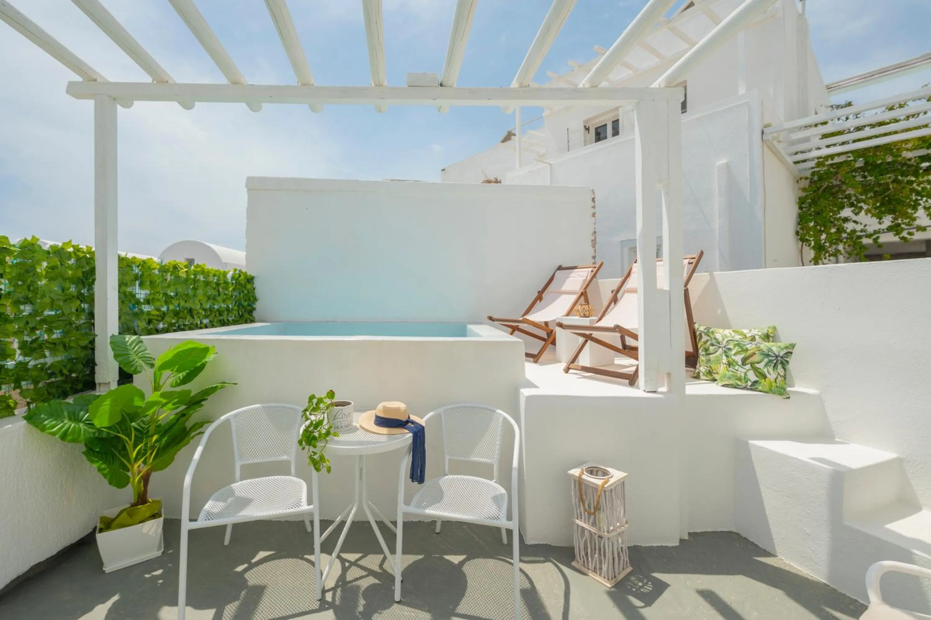 Patio in Loukas & Emma Eco Houses