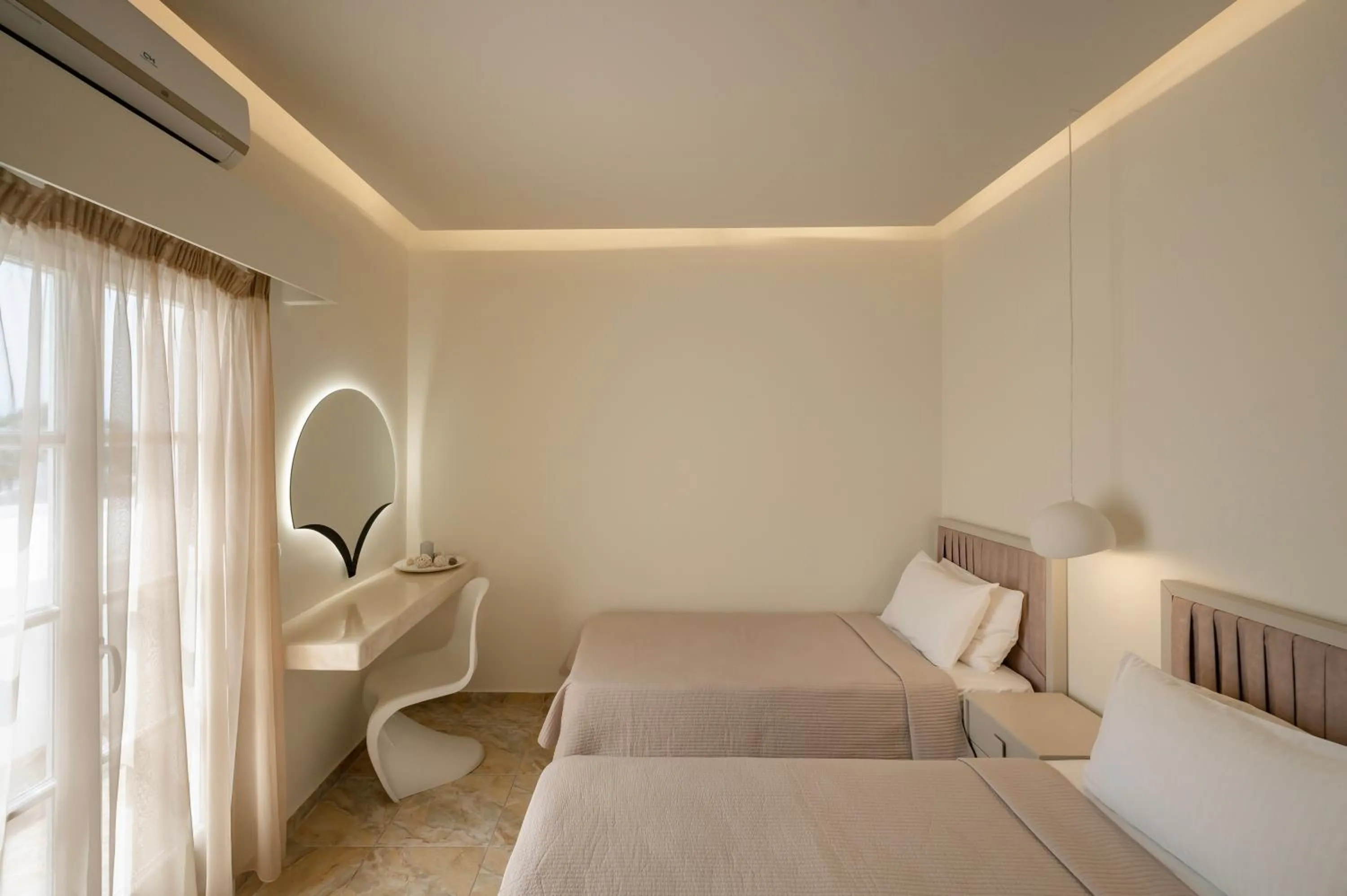 Bedroom, Bed in Loukas & Emma Eco Houses