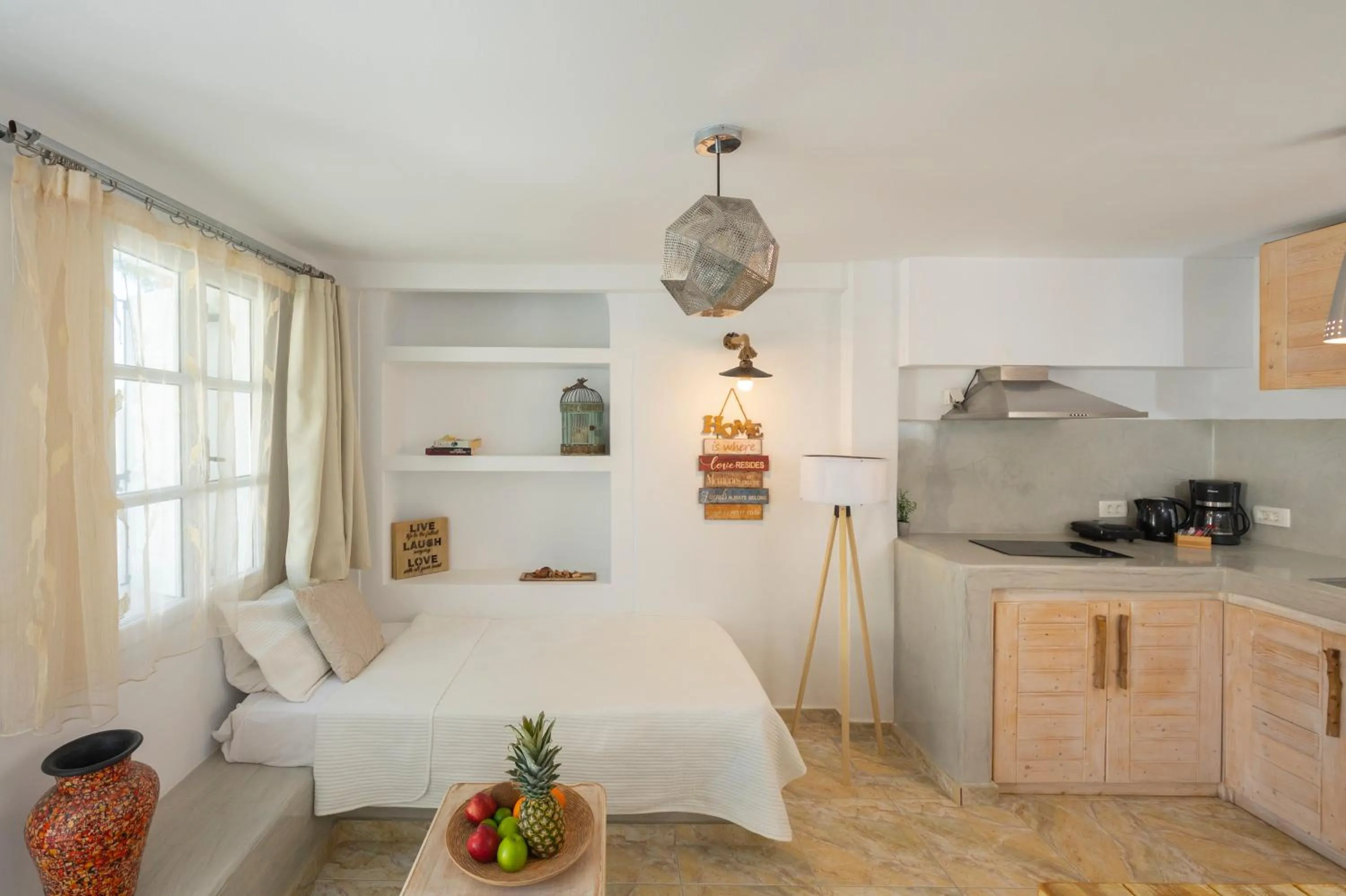 Photo of the whole room in Loukas & Emma Eco Houses