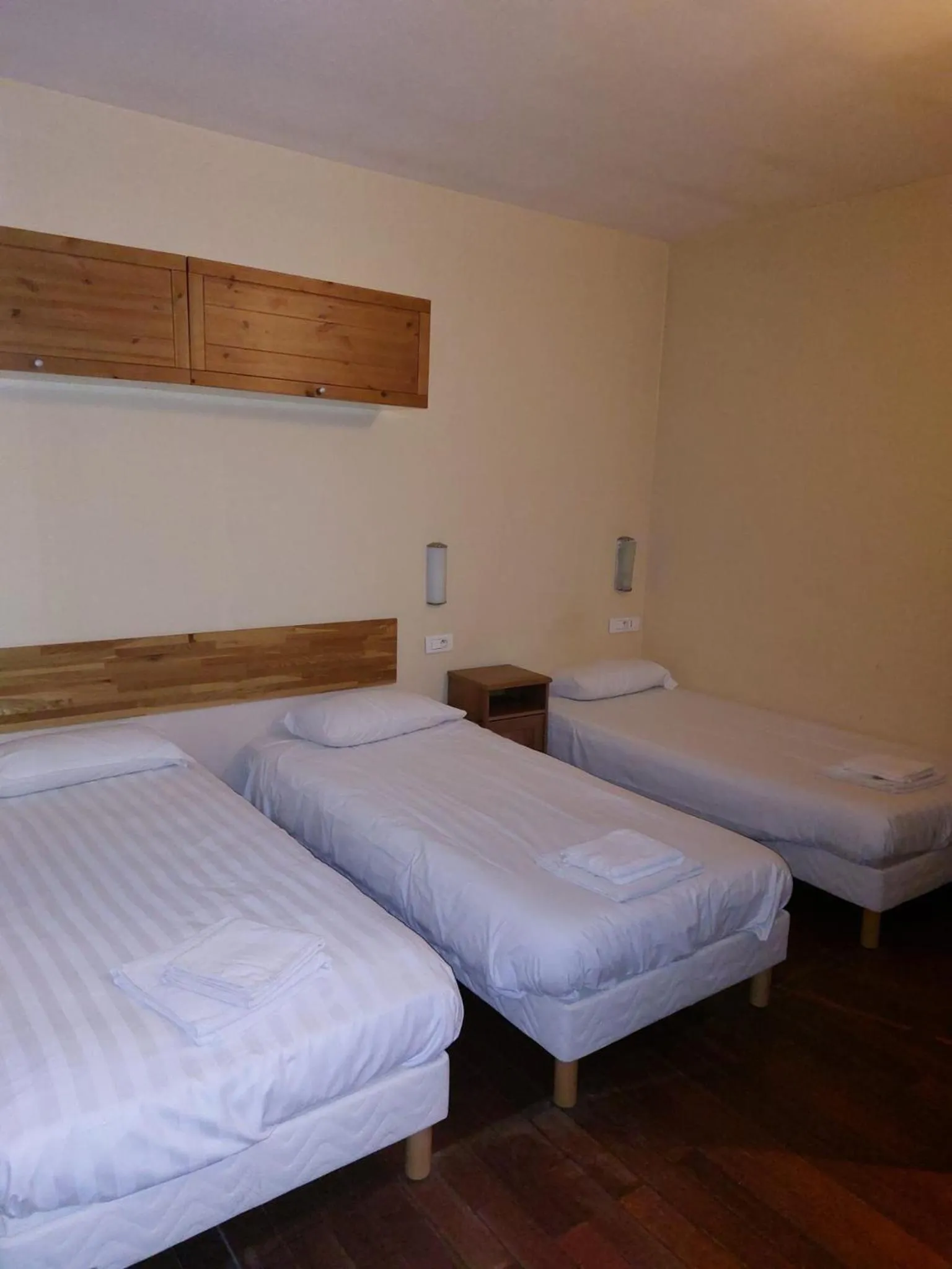 Bed in Résidence Molière Hôtel Paris Montrouge