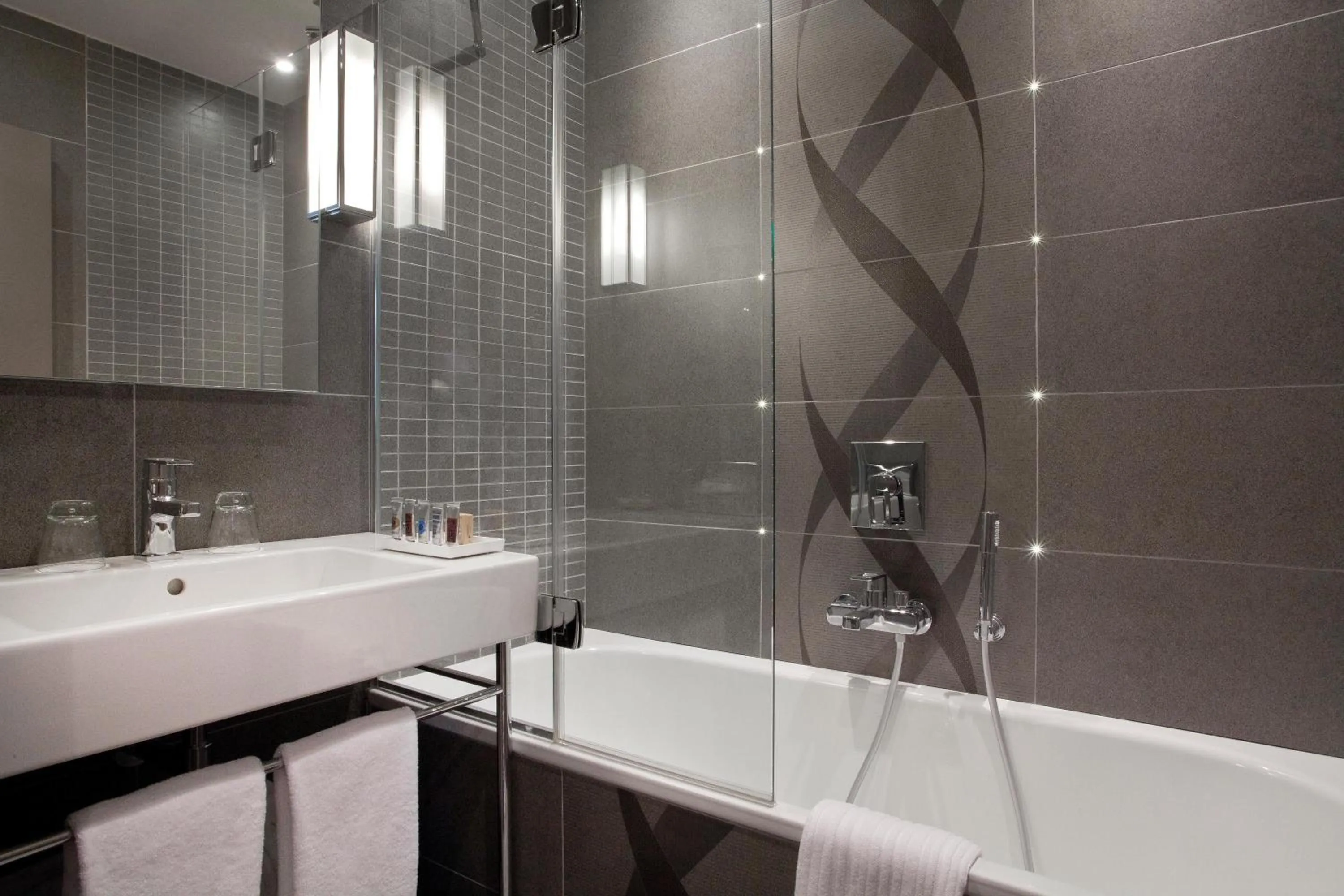 Bathroom in Le Grey Hotel