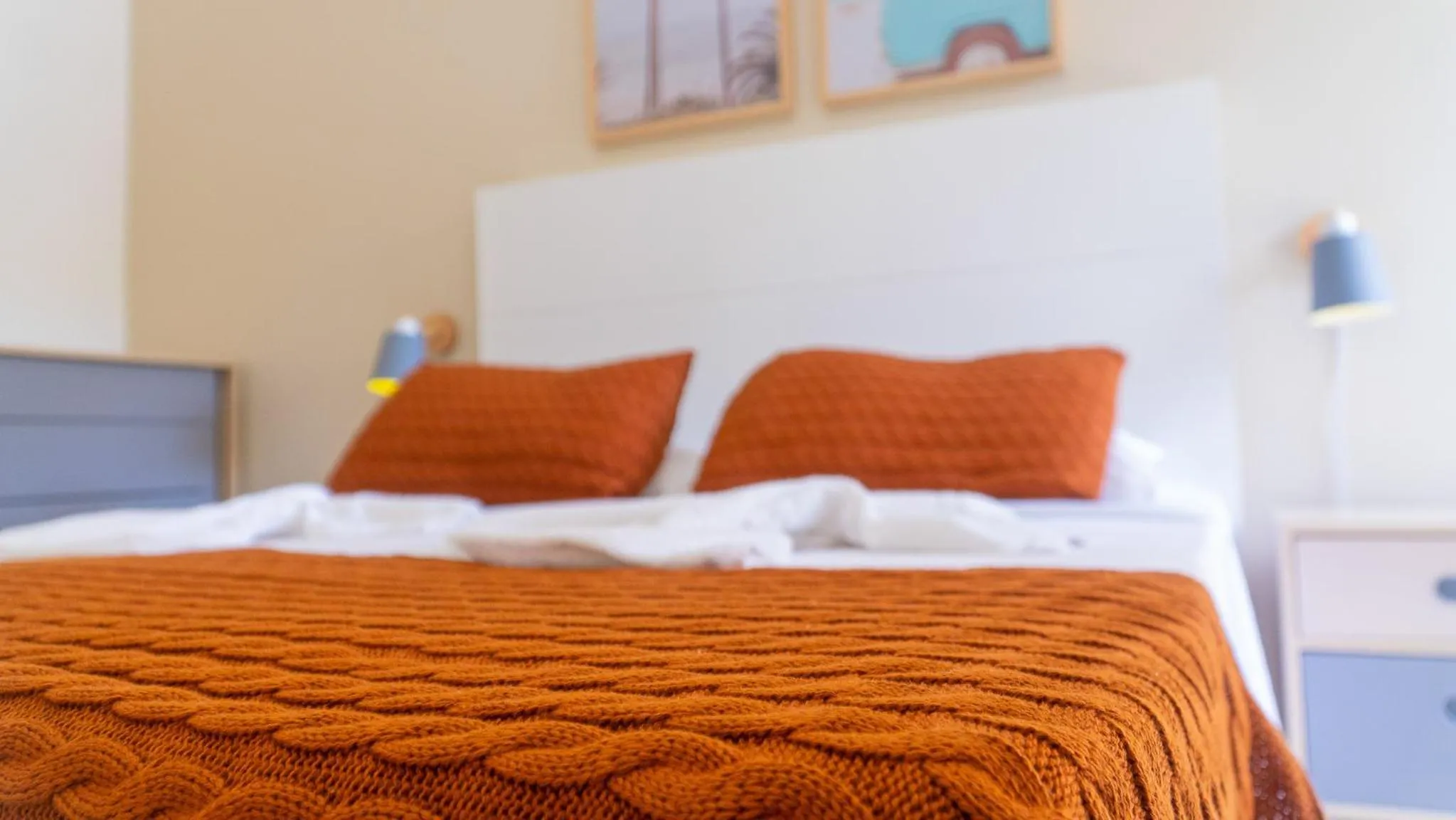 Bed in Residencial Las Salinas