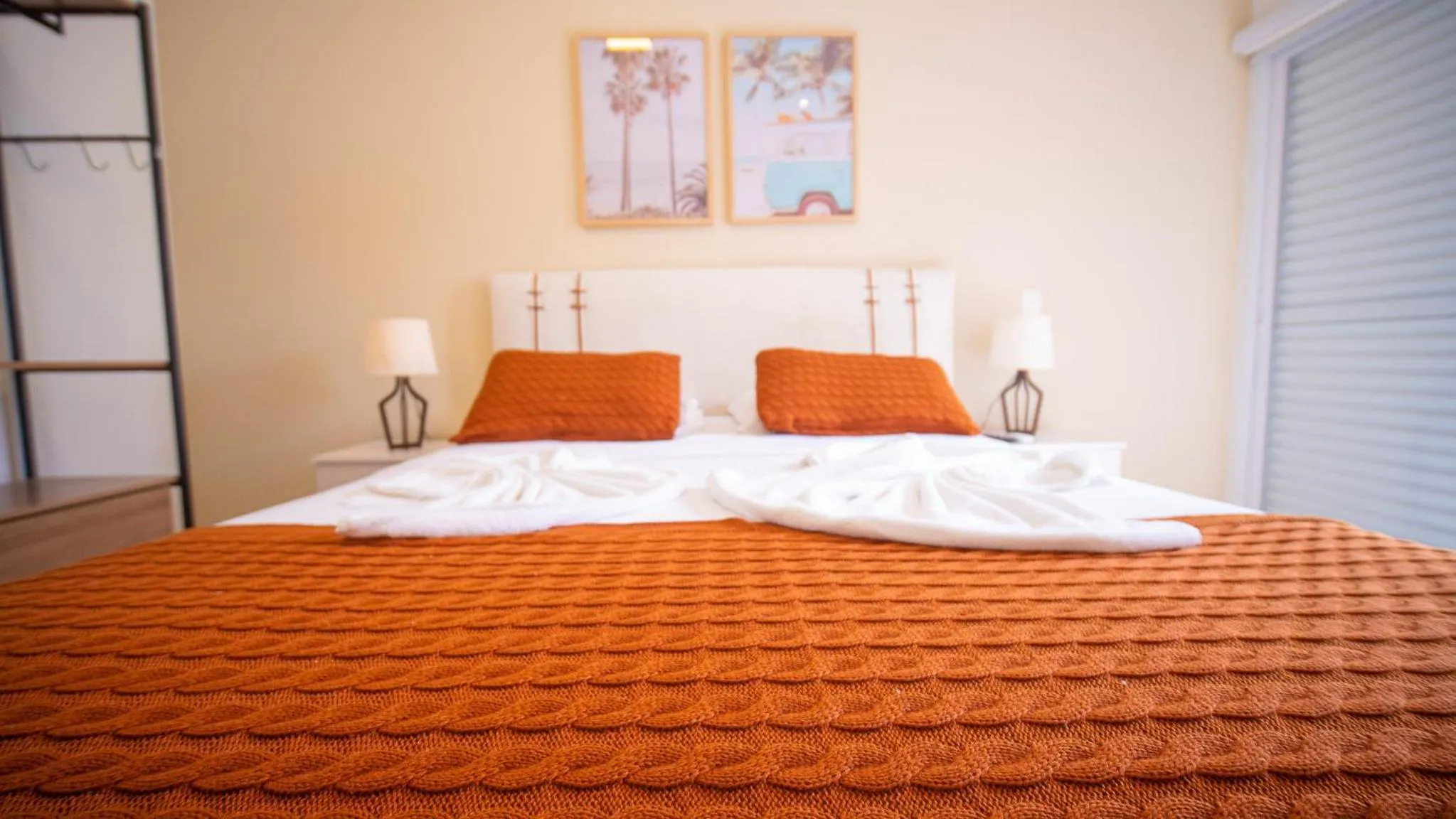 Bed in Residencial Las Salinas