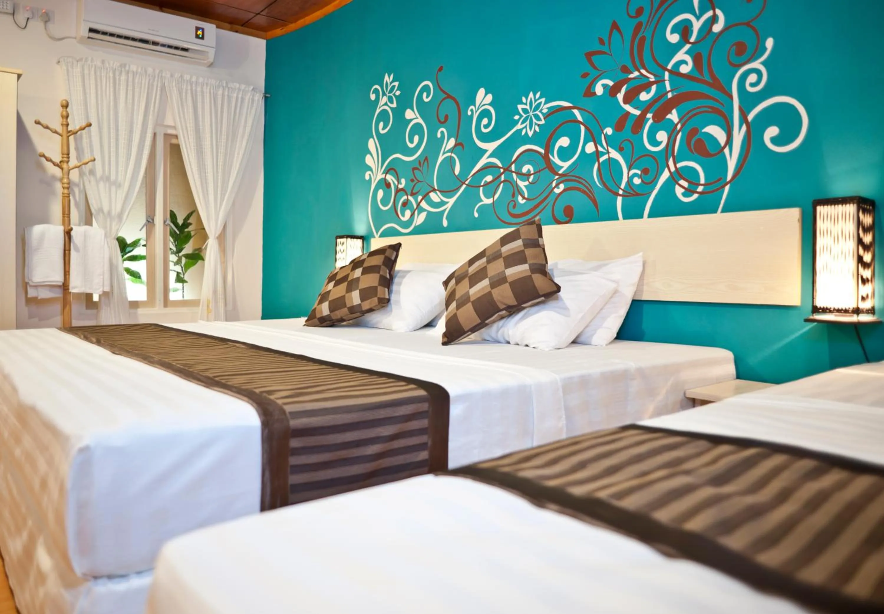 Photo of the whole room in Stingray Beach Inn