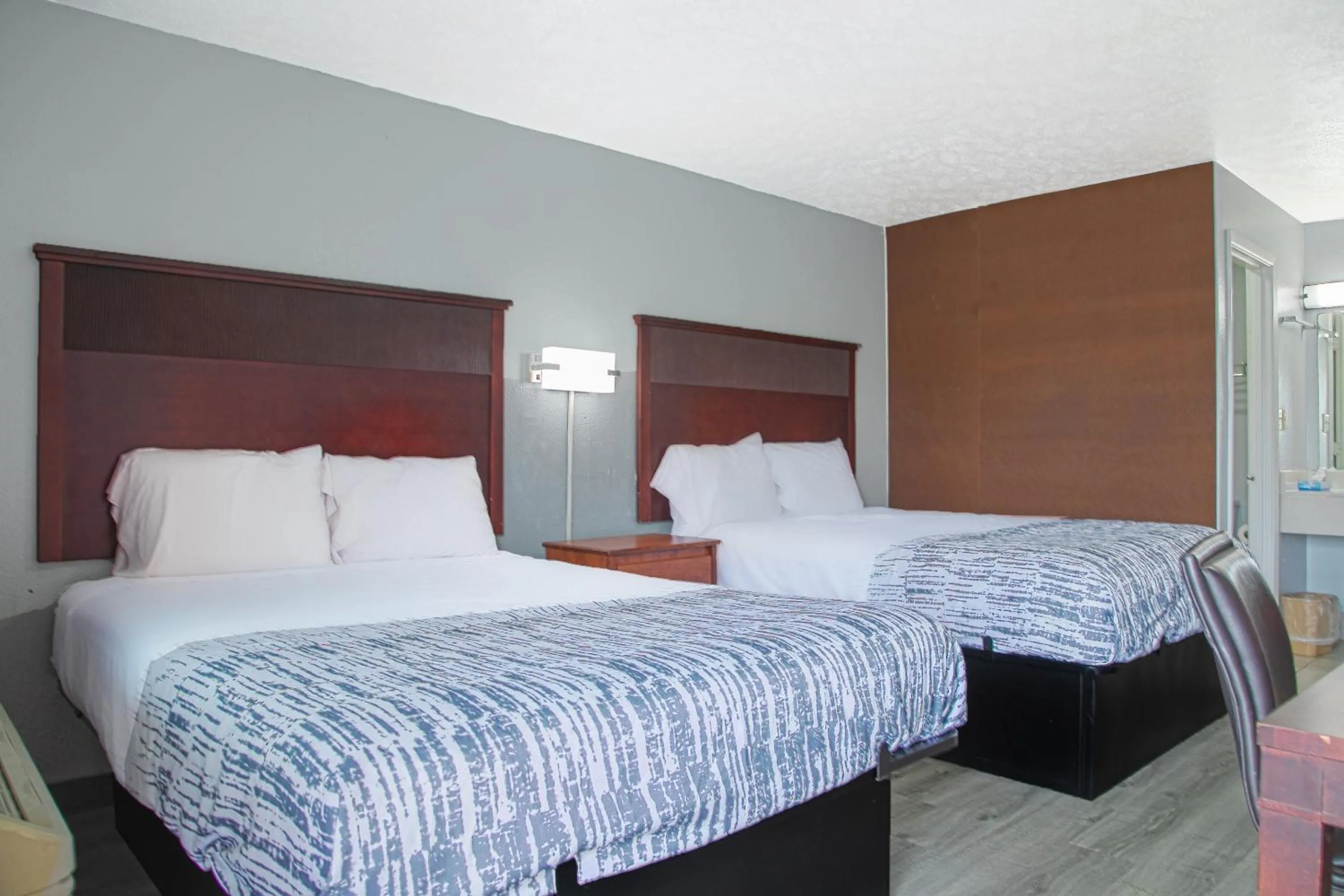 Bedroom, Bed in Masters Inn Augusta Washington Rd, I-20