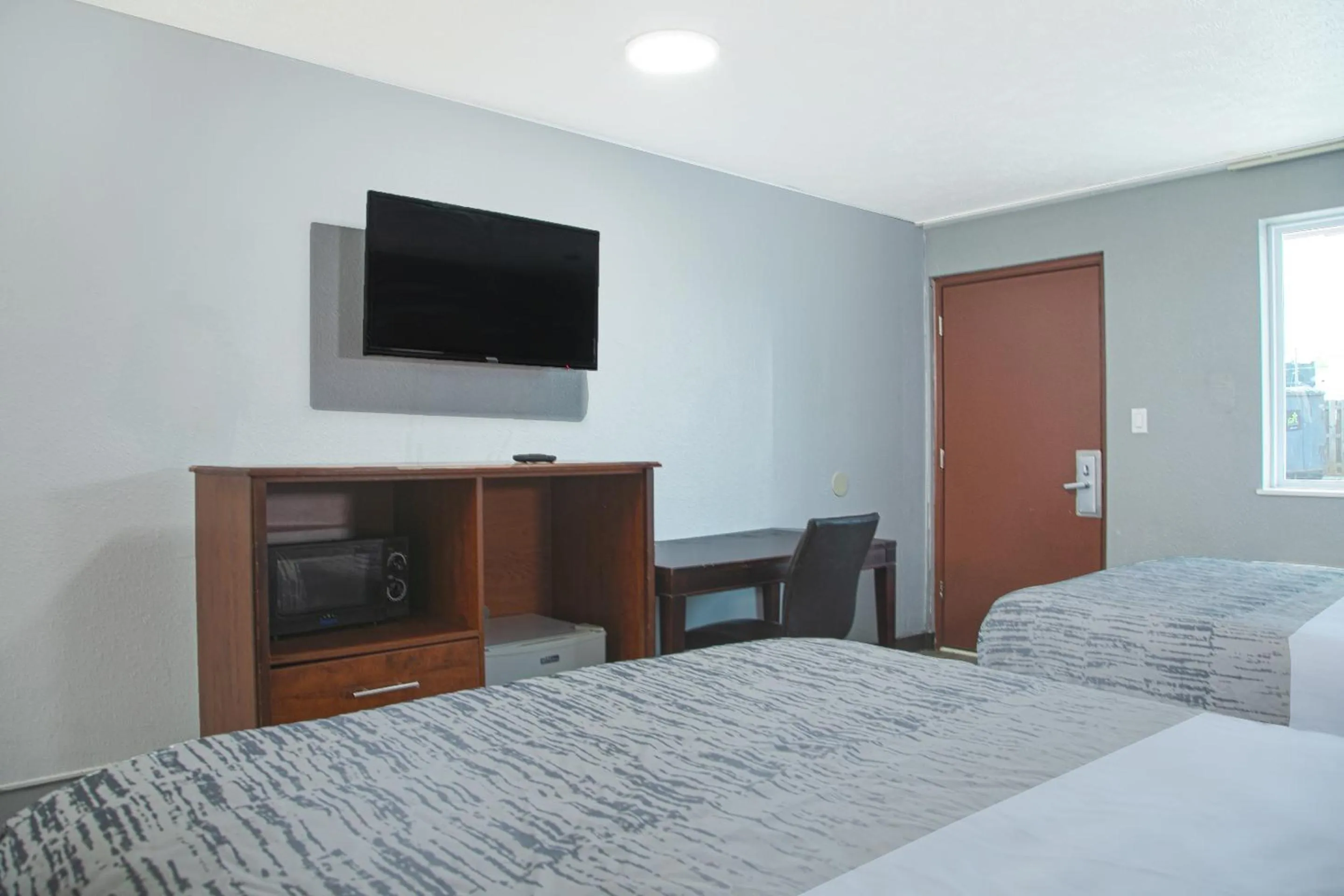 Bedroom, Bed in Masters Inn Augusta Washington Rd, I-20