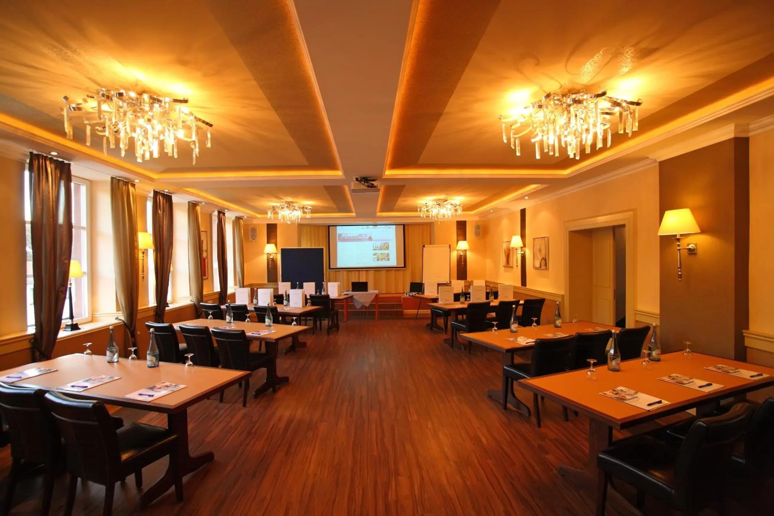 Business facilities in Hotel Restaurant zum Schlossberg