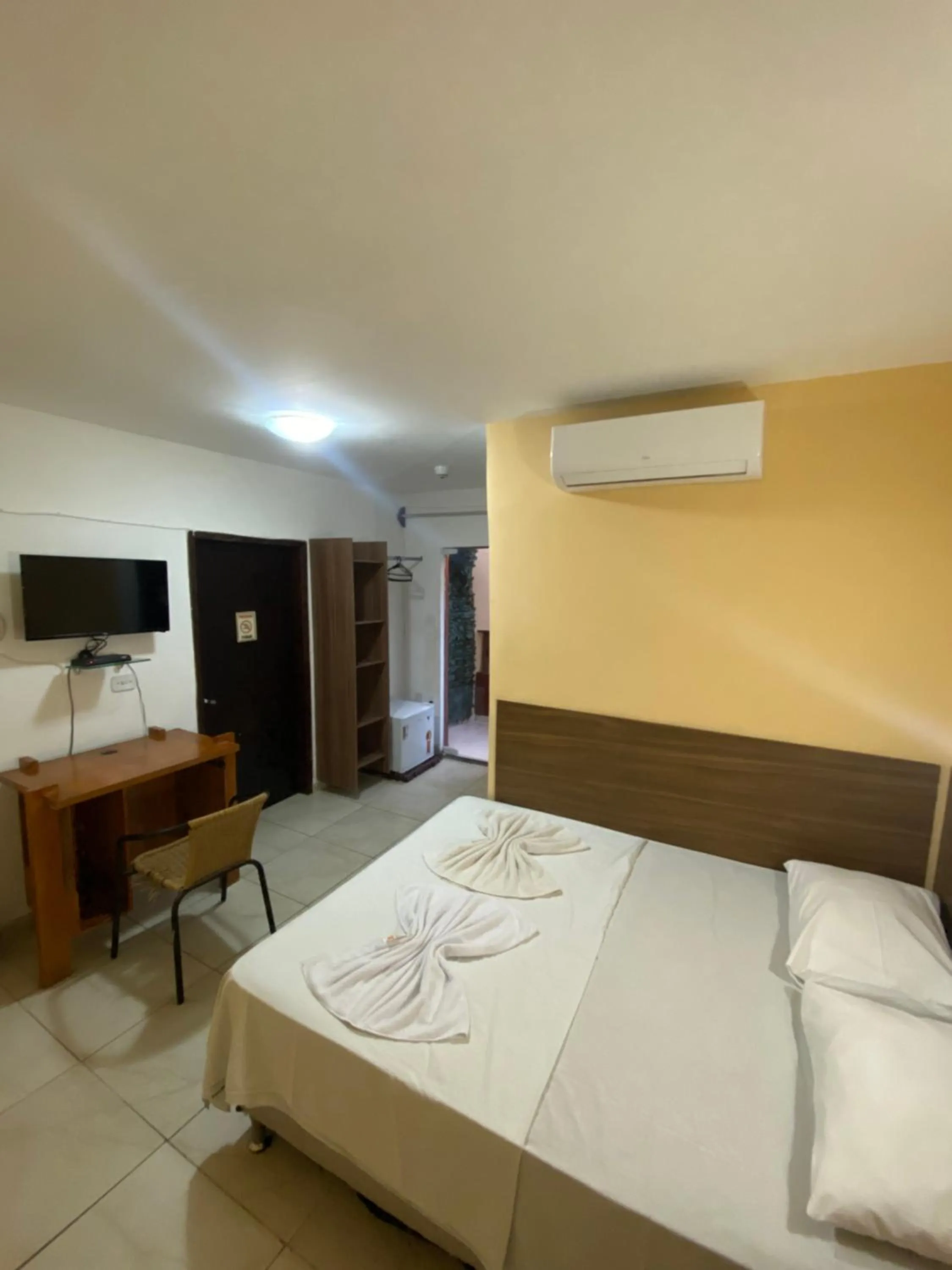 Bed in Hotel Palmanova