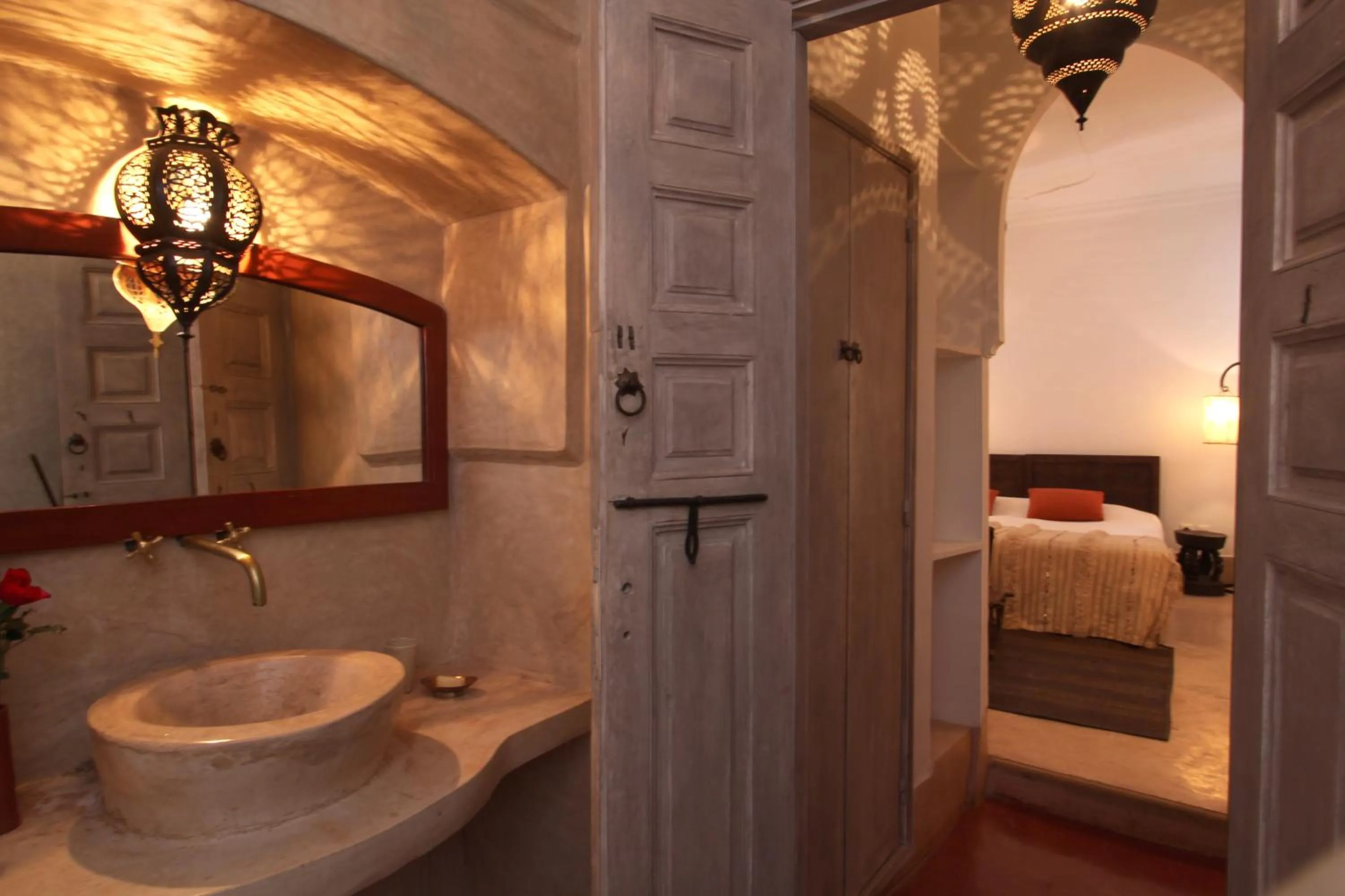 Bathroom, Bed in Riad O2