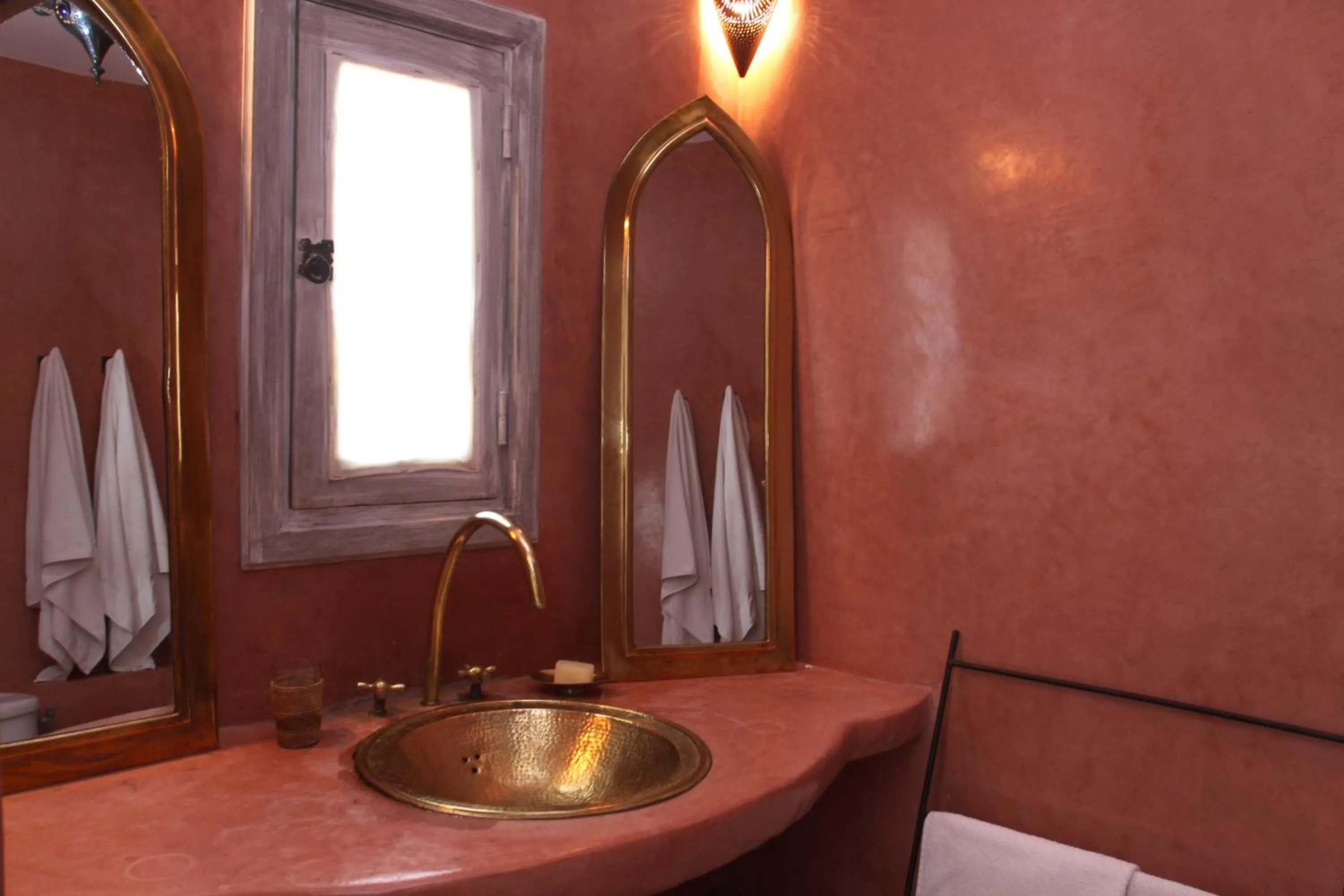 Bathroom in Riad O2