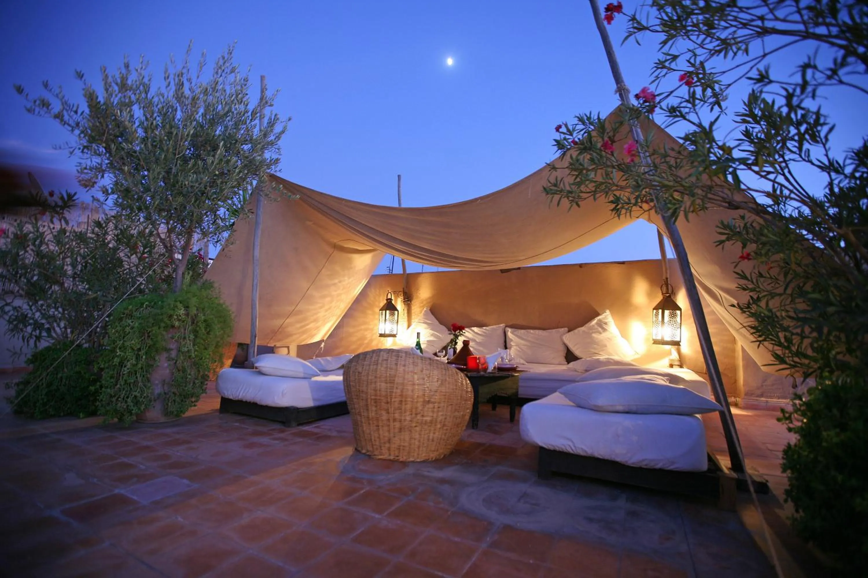 Restaurant/places to eat, Bed in Riad O2