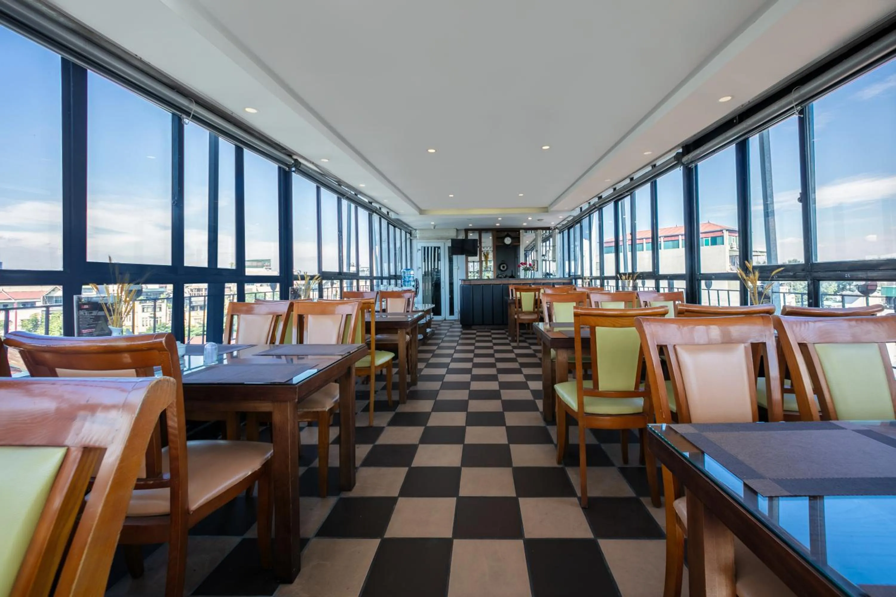 Restaurant/places to eat in A25 Hotel - 15 Hàng Than