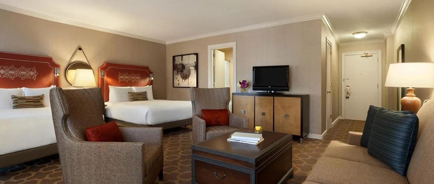 Bed in Fairmont Dallas