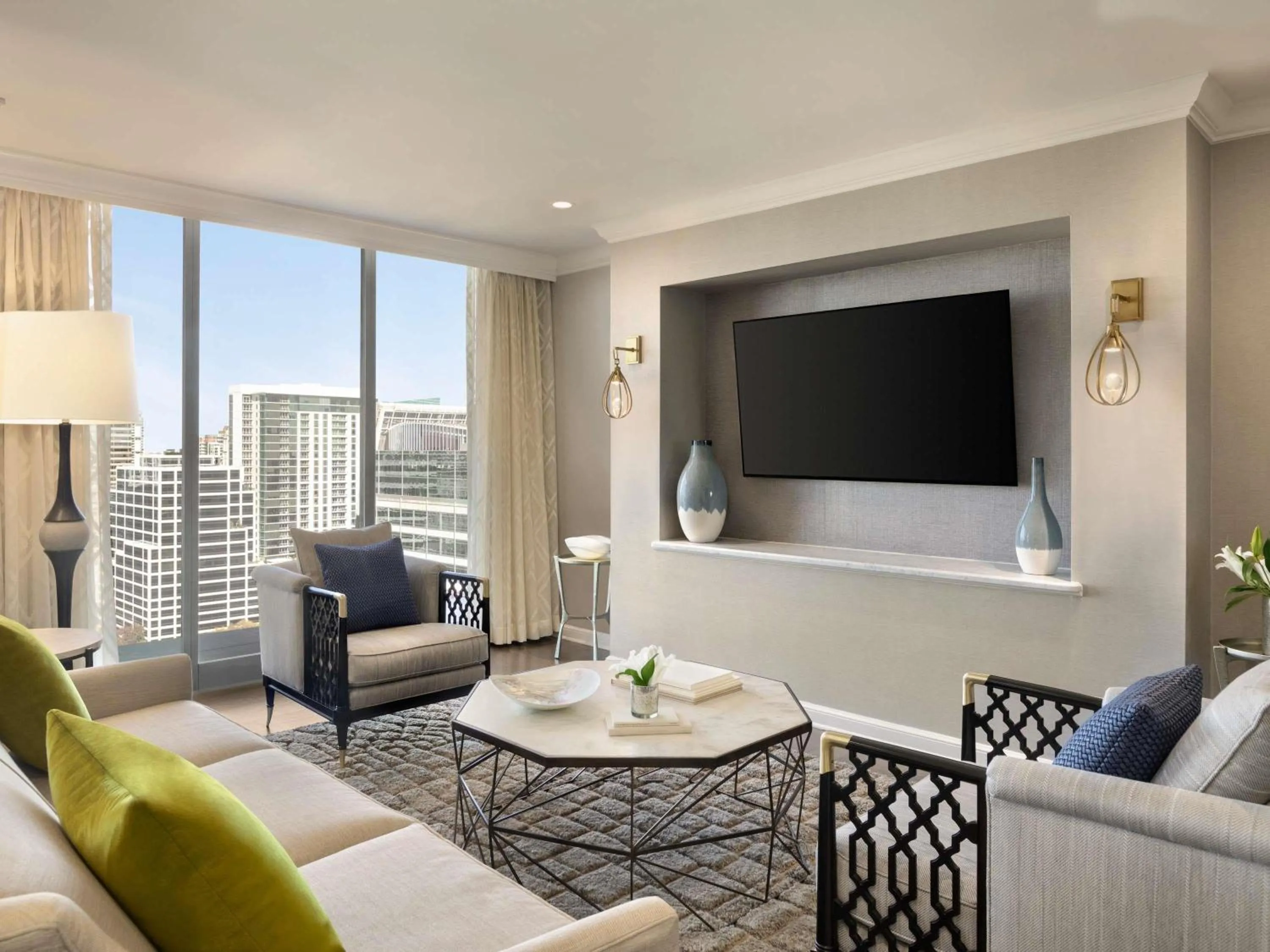 Bedroom in Fairmont Dallas