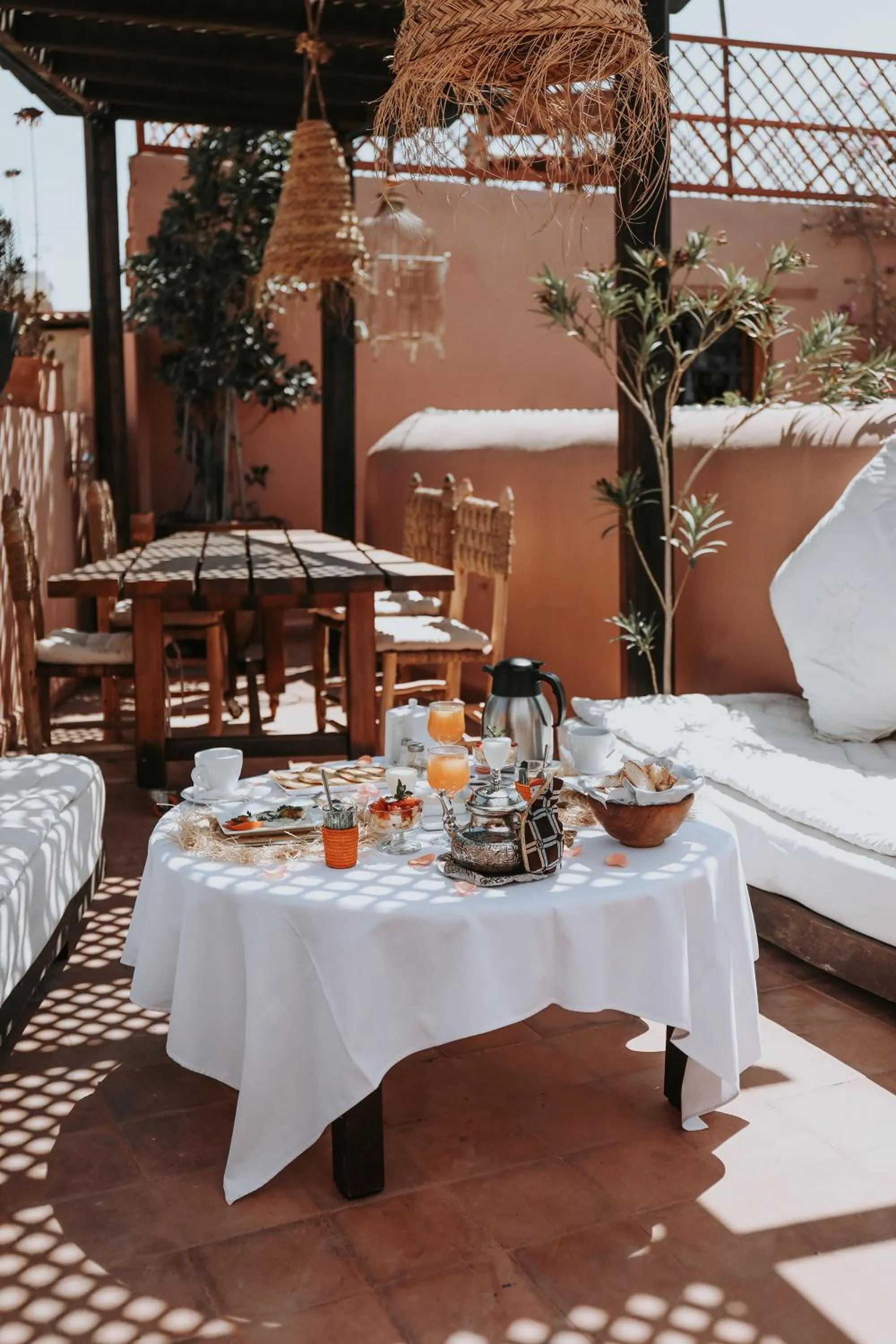 Restaurant/places to eat in Dar Nour el Houda