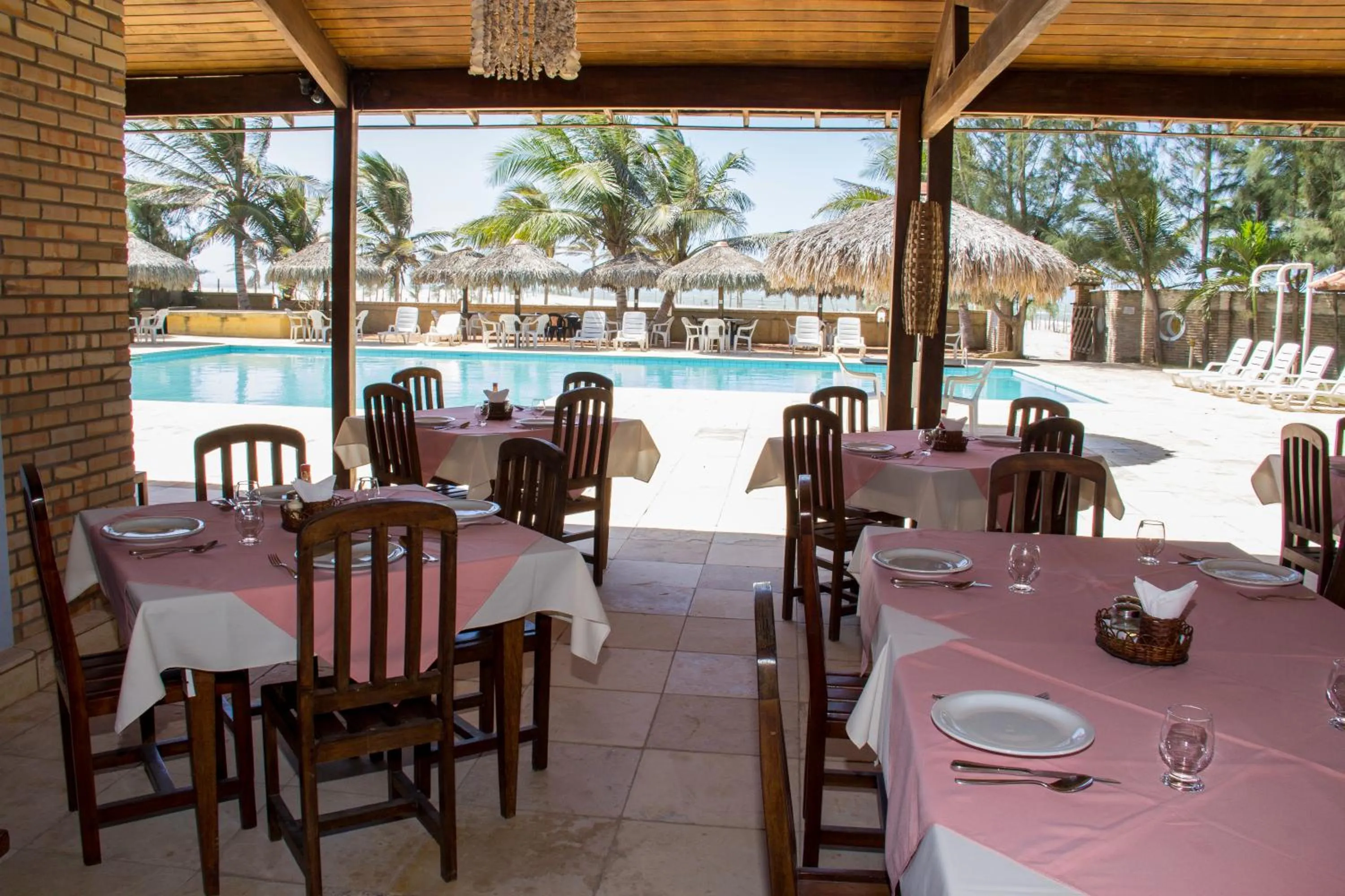 Restaurant/places to eat in Villa del Mar Praia Hotel