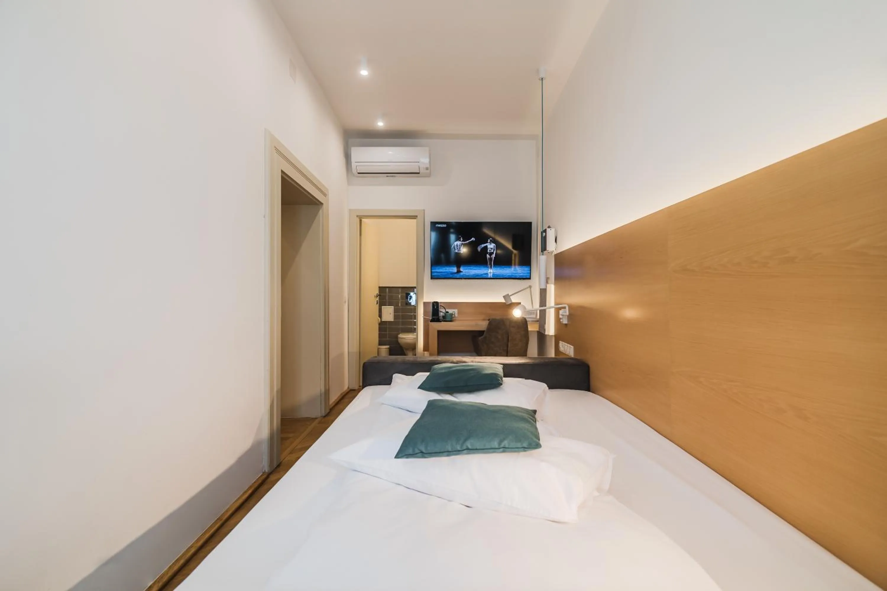 Bed in Hotel Casa Luxemburg