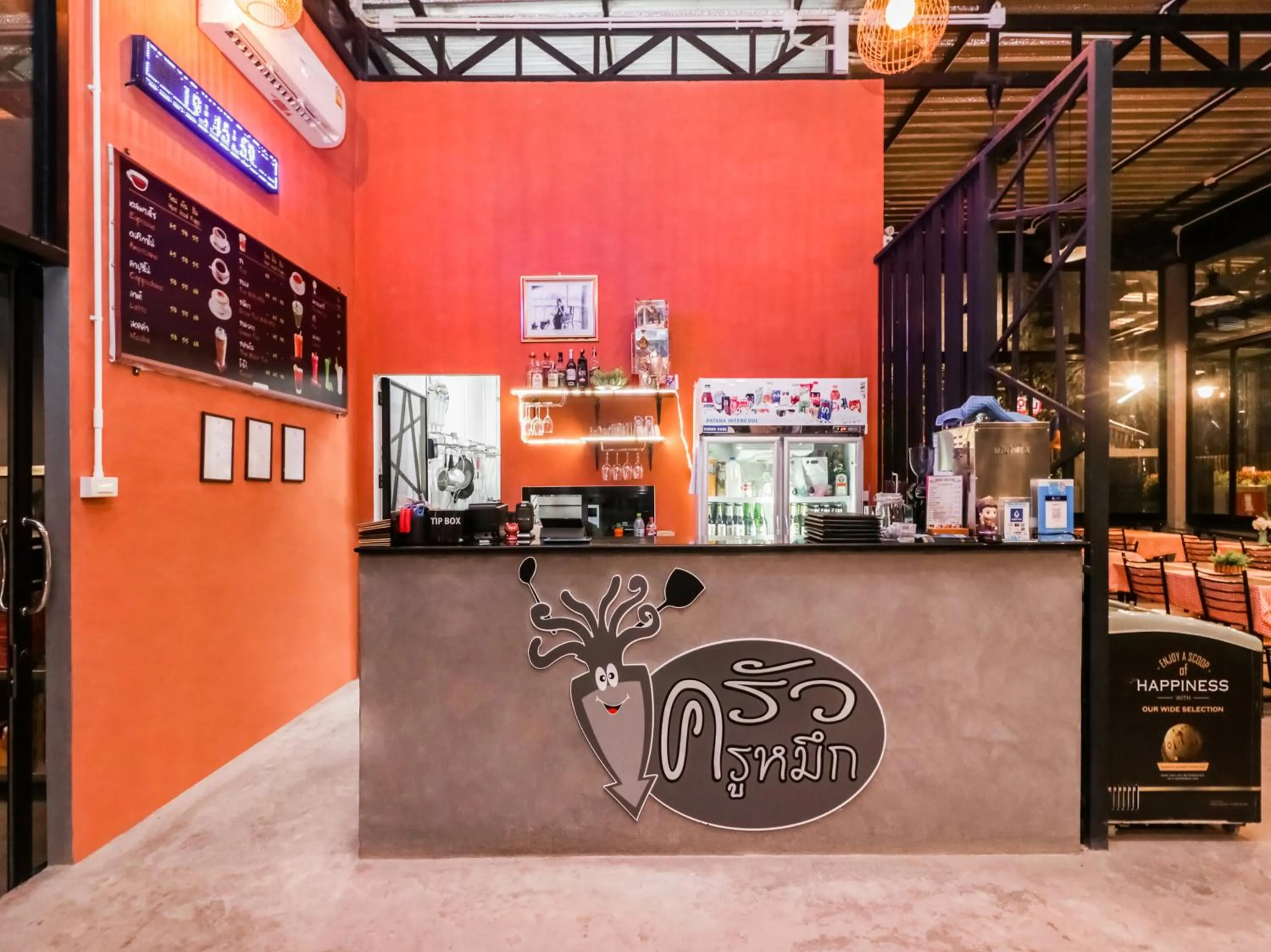 Lounge or bar in Baan Noppadol Hua Hin Loft