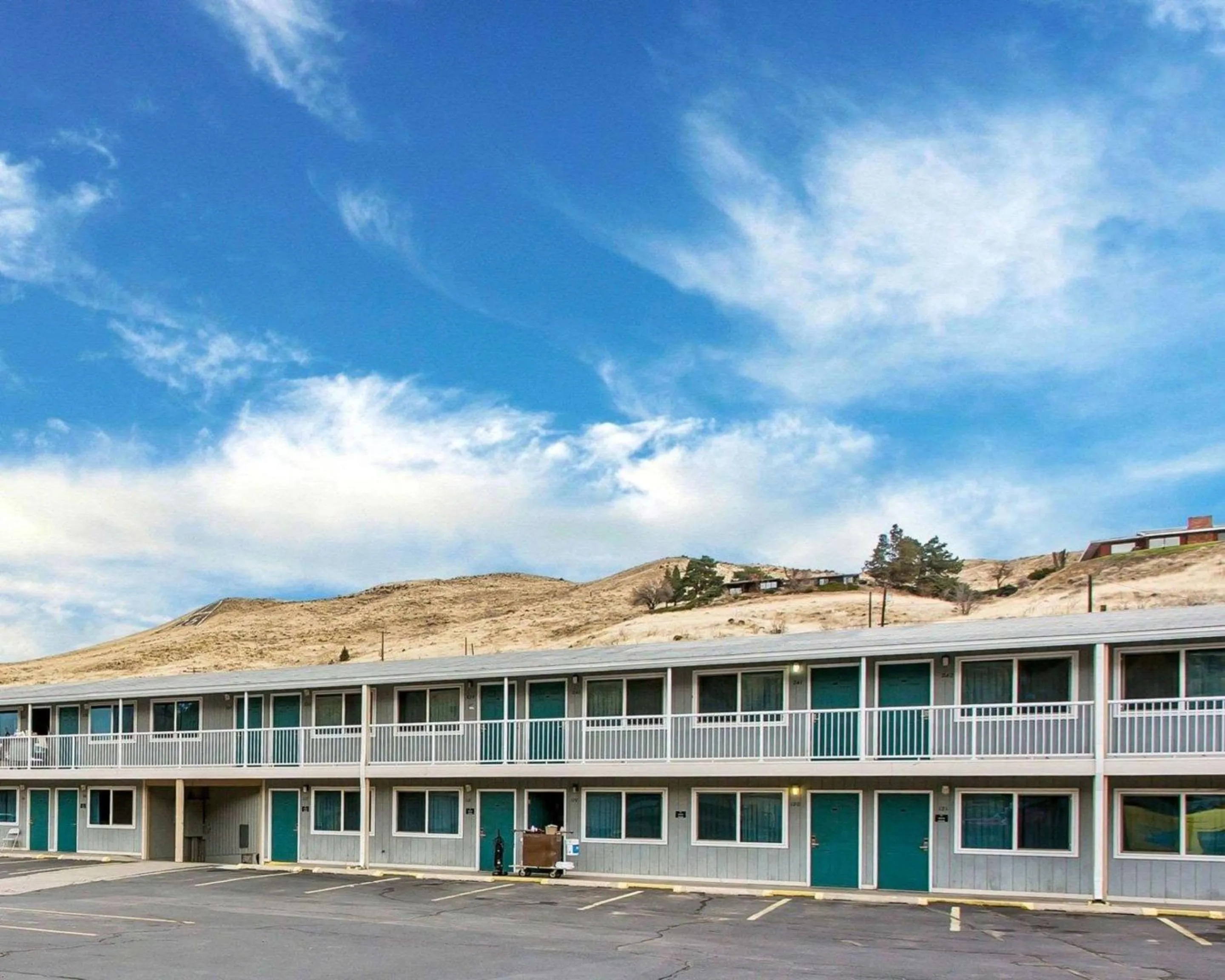 Property building in Rodeway Inn & Suites