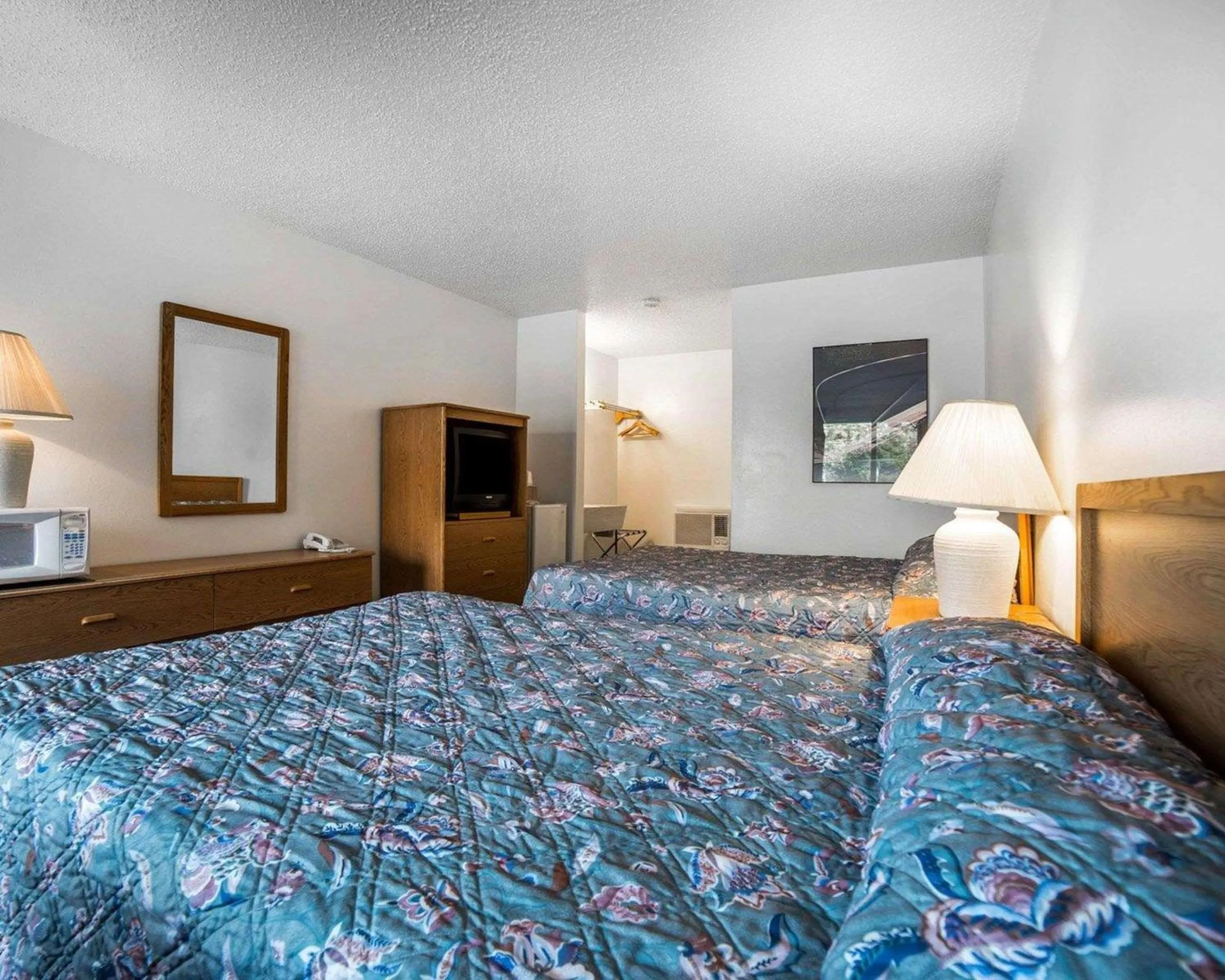 Photo of the whole room in Rodeway Inn & Suites