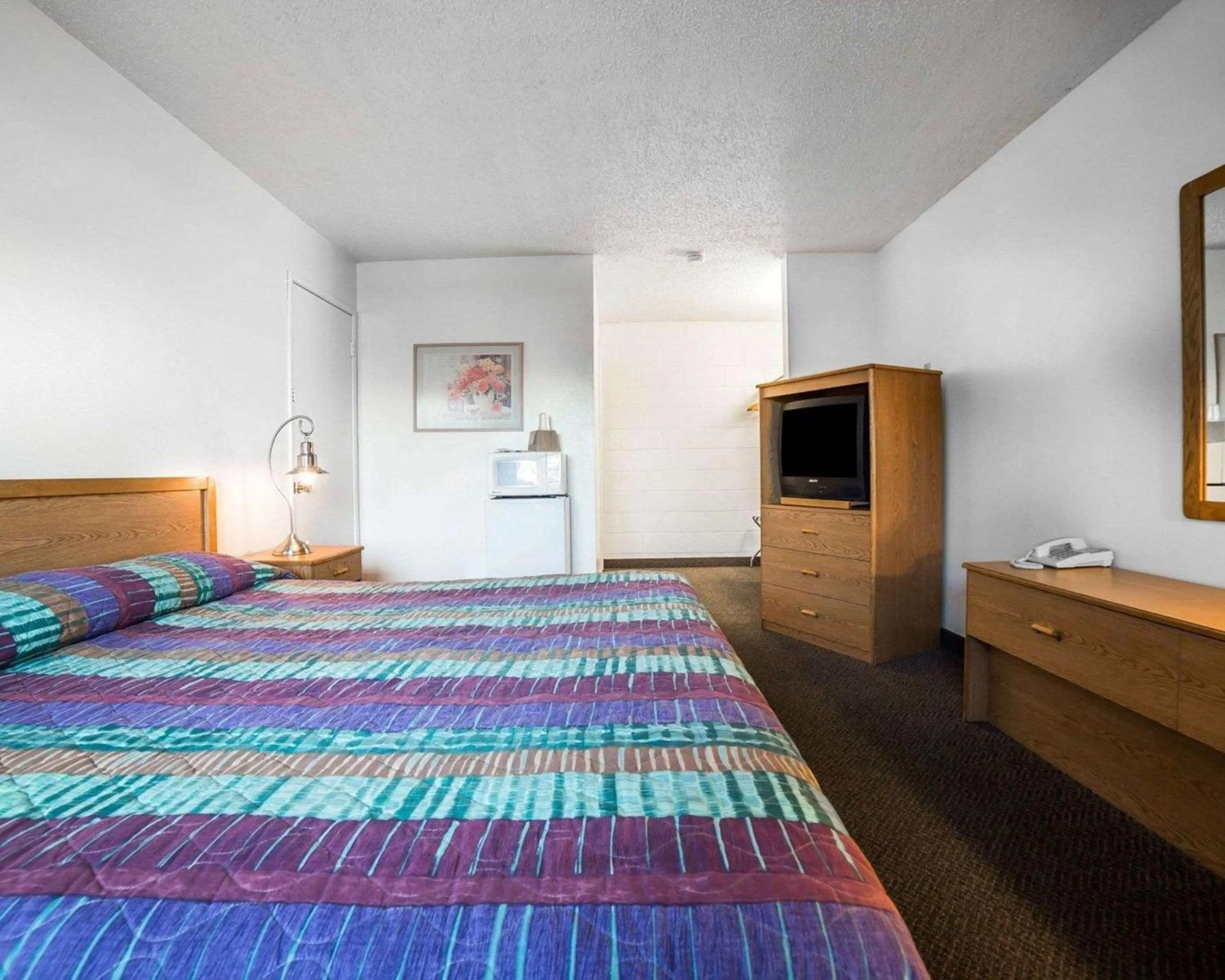 Photo of the whole room in Rodeway Inn & Suites