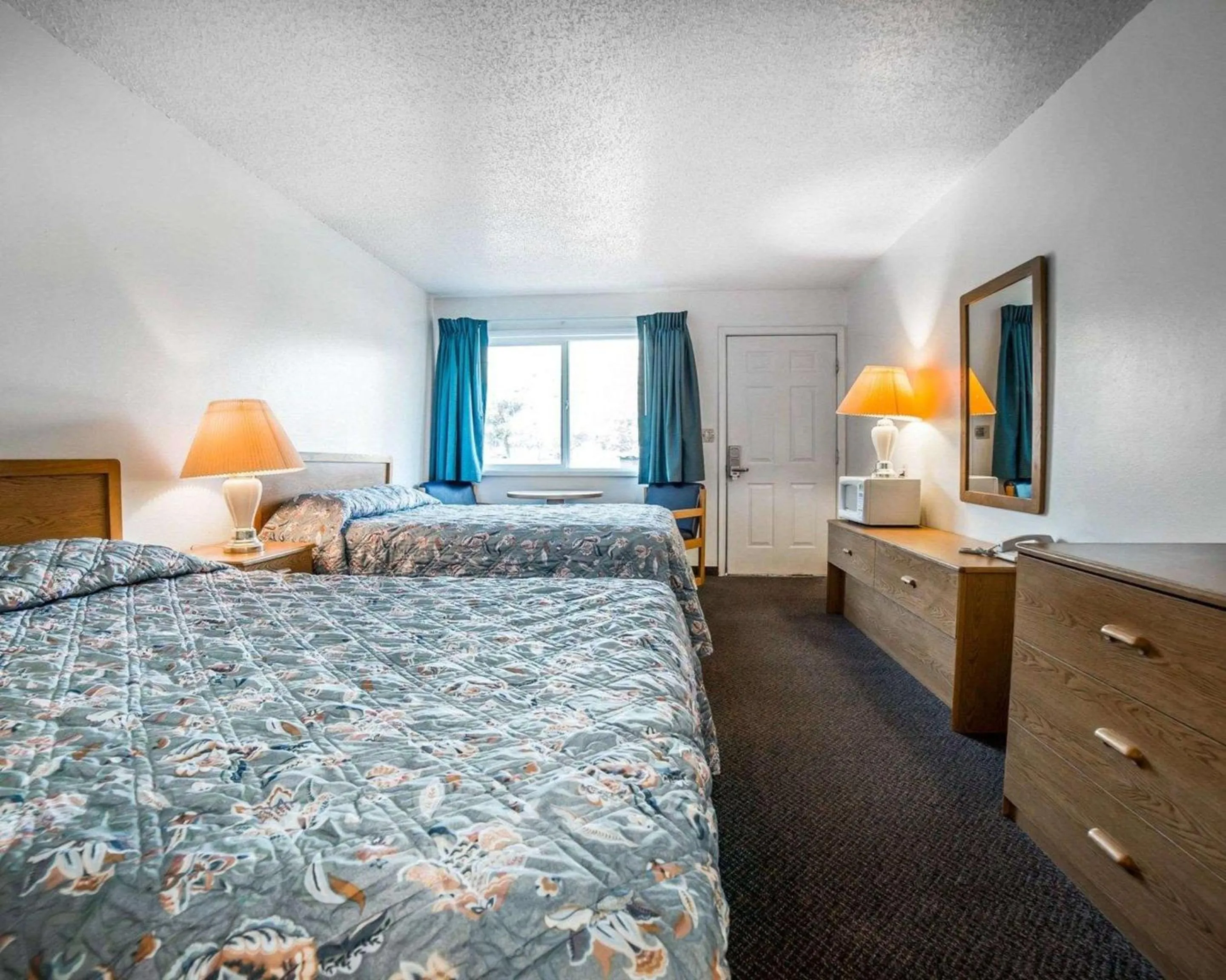 Photo of the whole room in Rodeway Inn & Suites