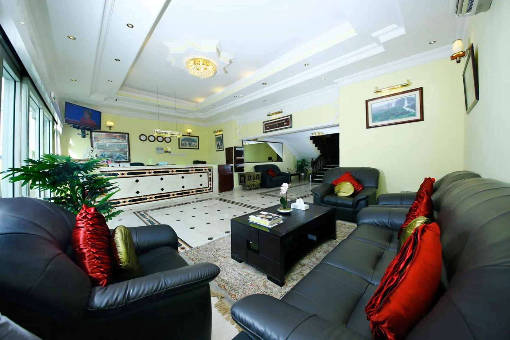 Lobby or reception in Muscat International Hotel