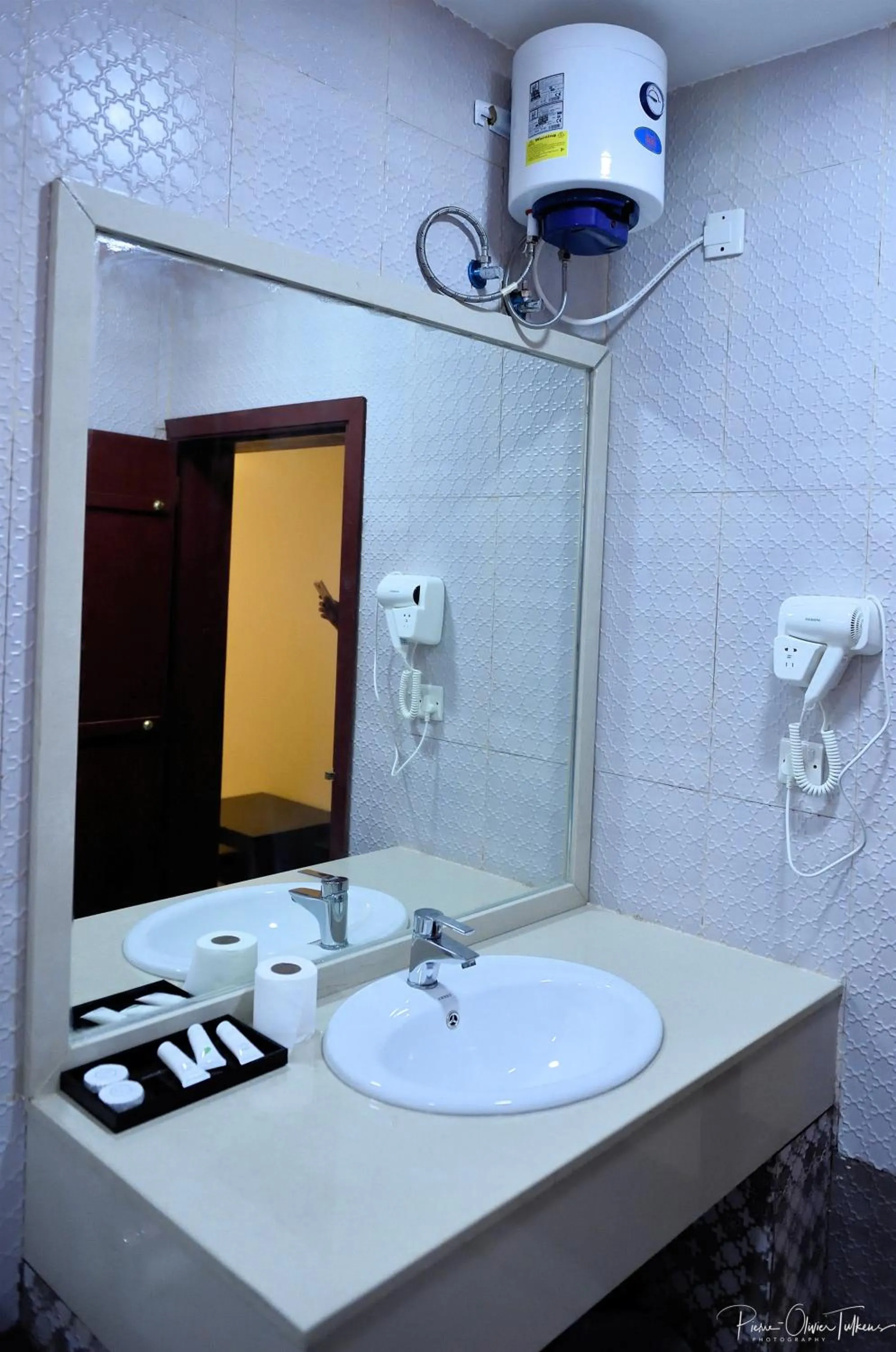 Bathroom in Arabian Oryx Camp