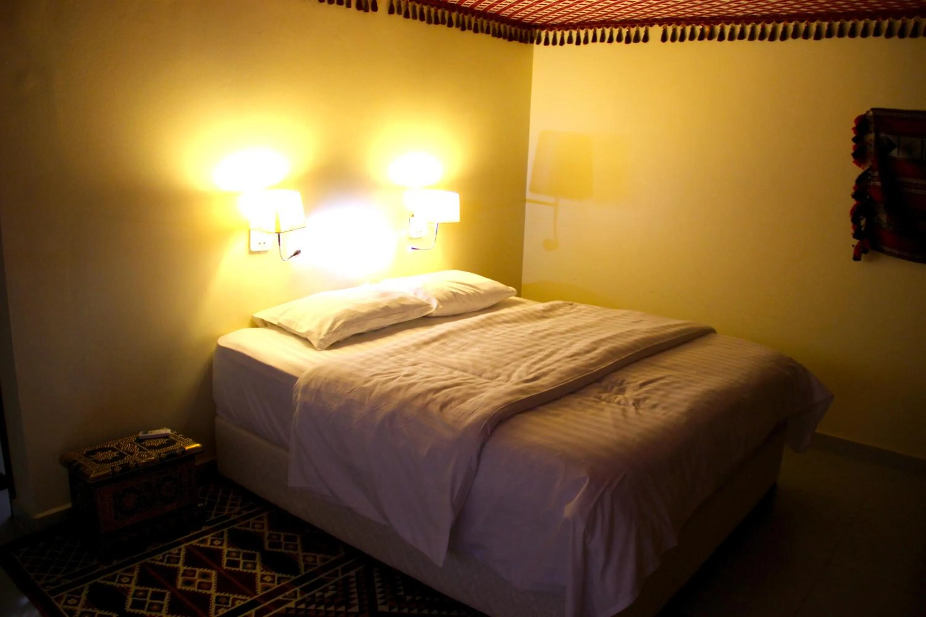 bunk bed, Bed in Arabian Oryx Camp