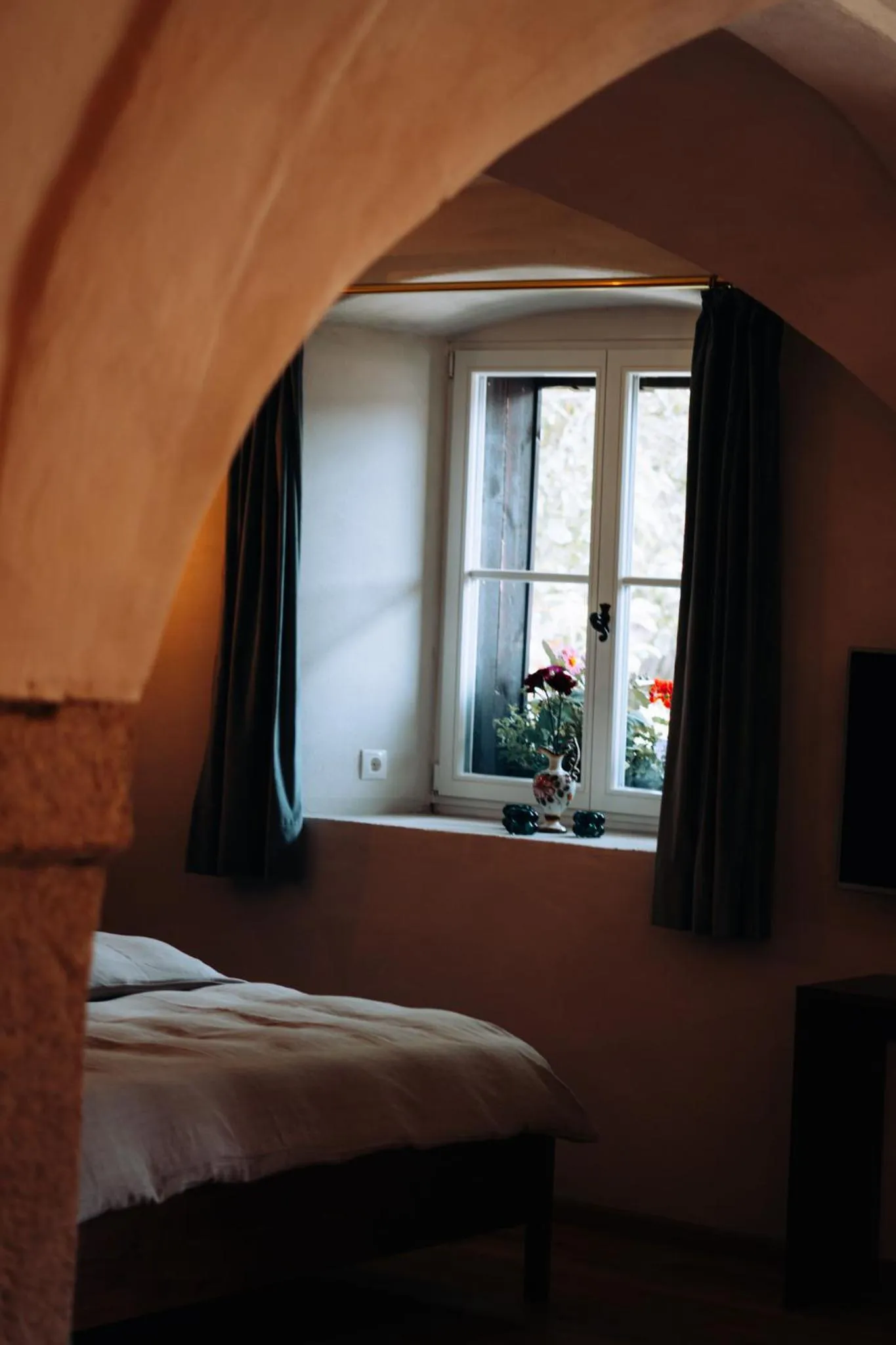 Photo of the whole room, Bed in Bräustüberl Schönbrunn - Hotel & Restaurant