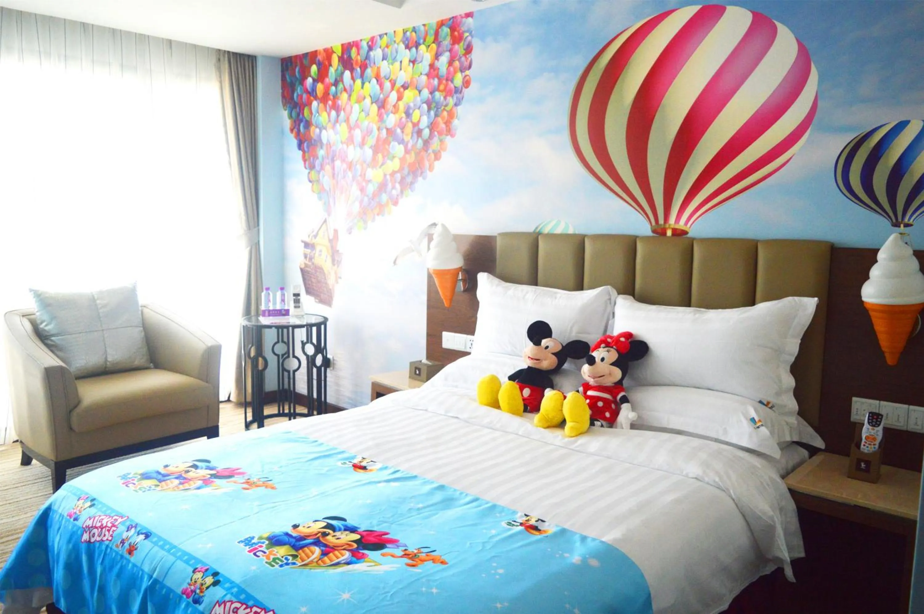 Bed in L Hotel - Changsheng Branch