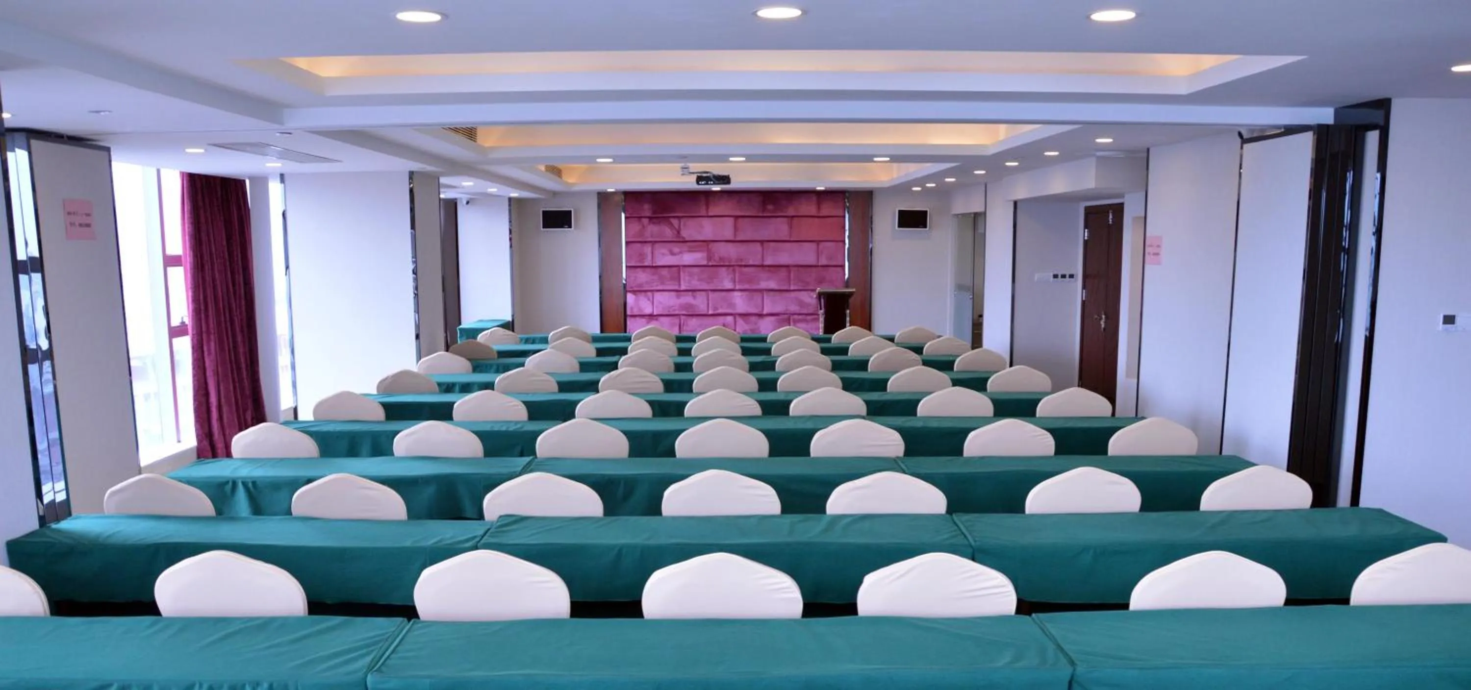 Banquet/Function facilities in L Hotel - Changsheng Branch