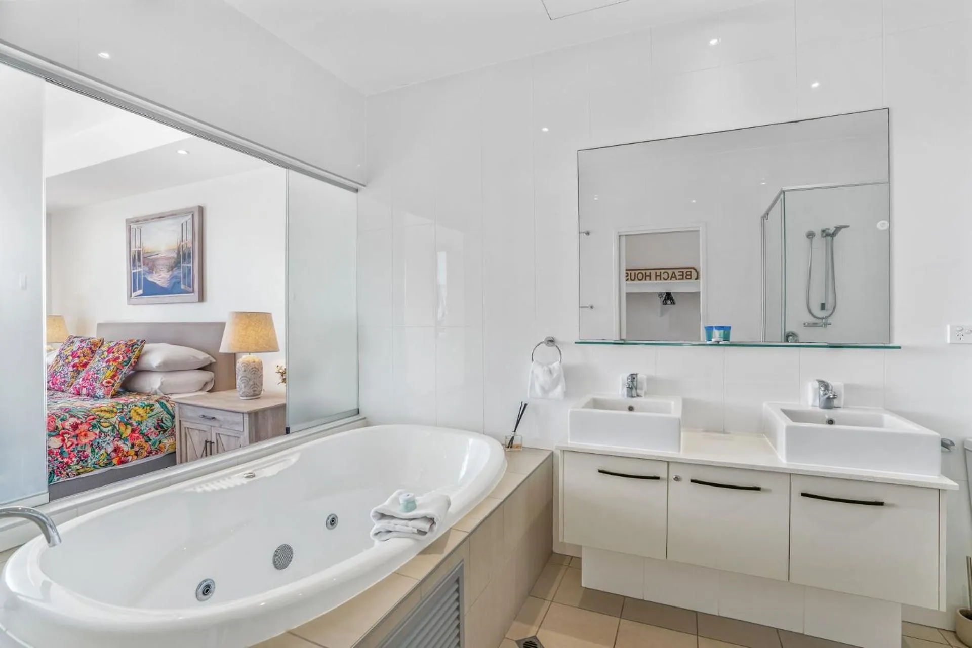 Bathroom in Rainbow Sea Resort