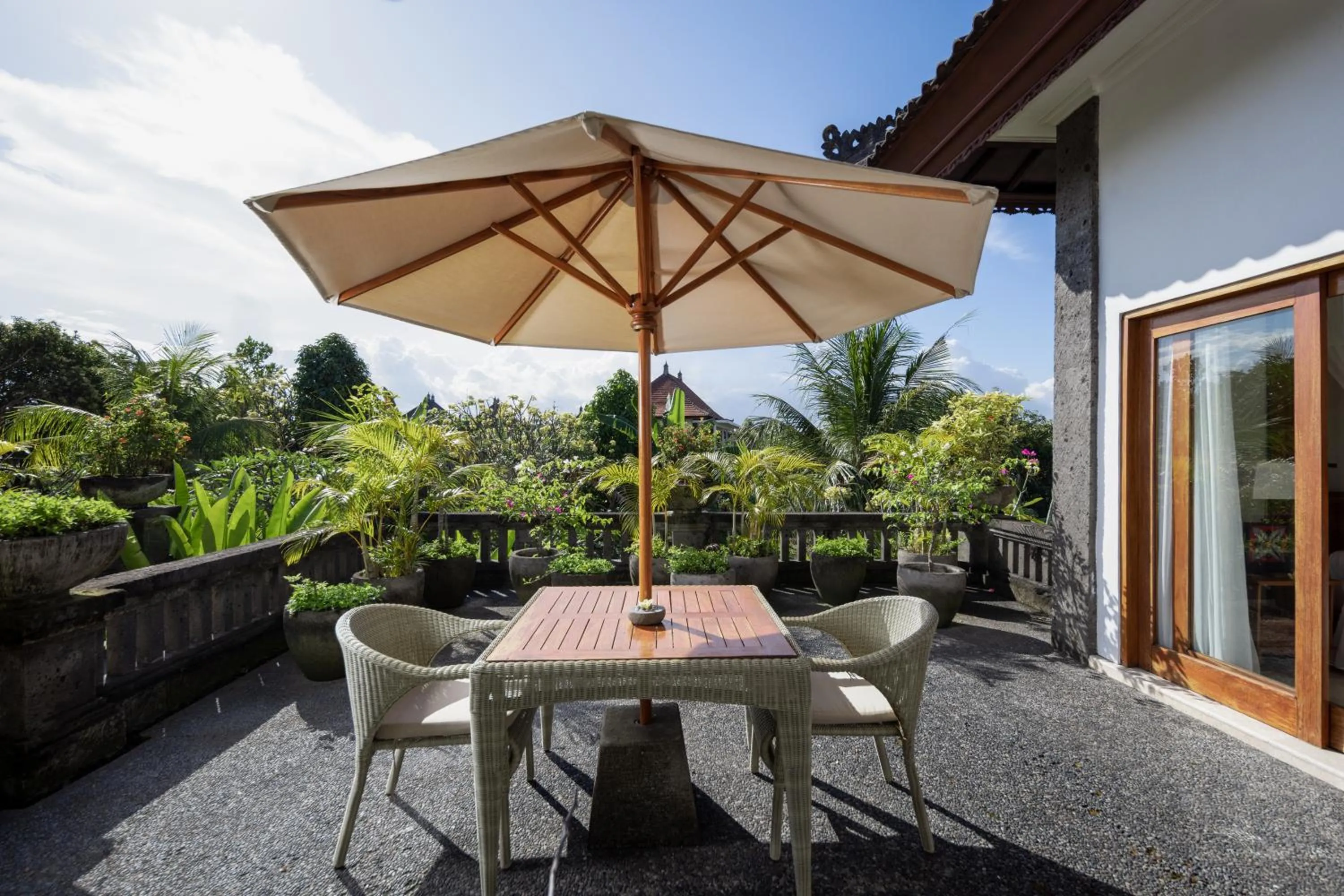 Balcony/Terrace in Desa Swan Villas & SPA, Keramas