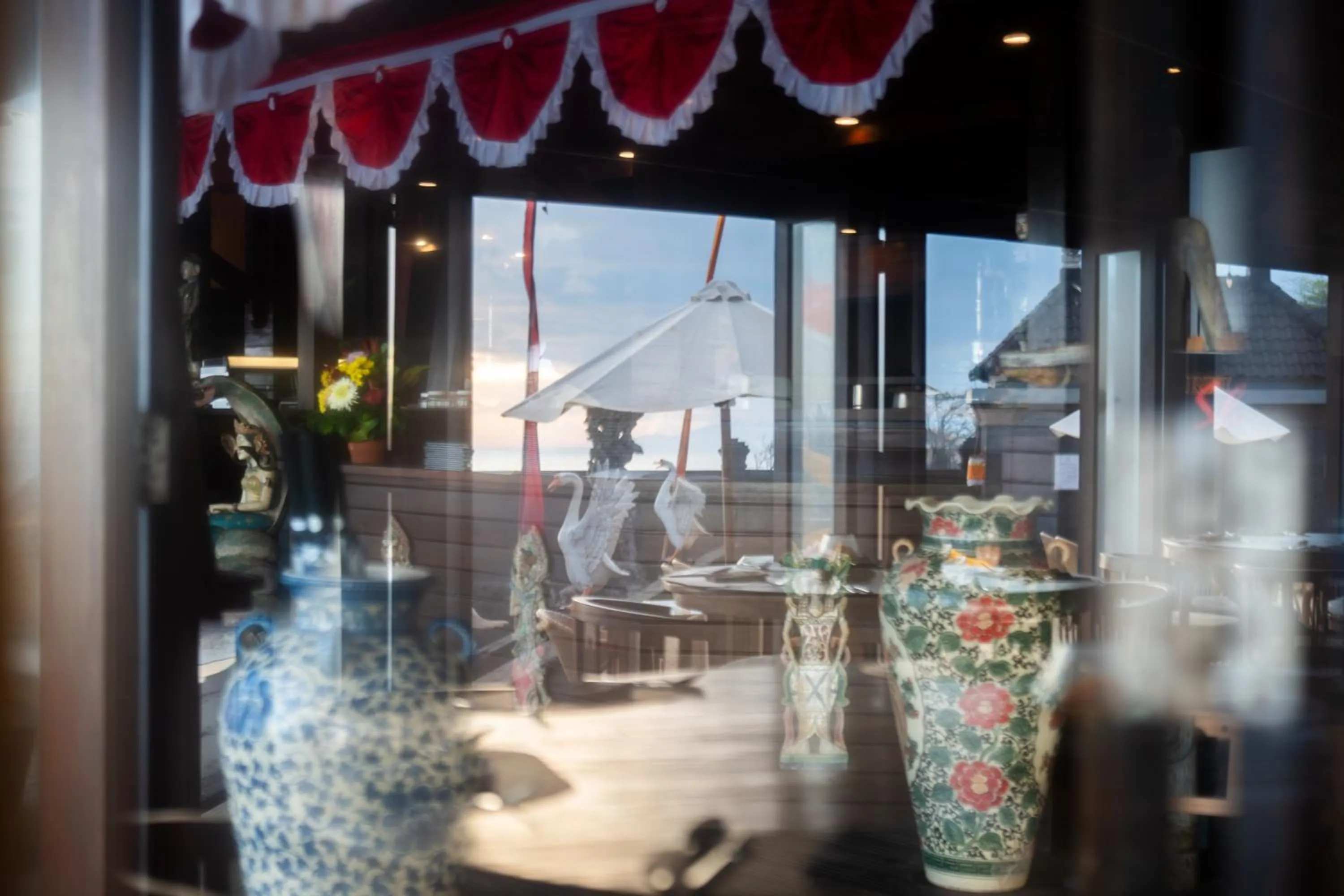 Seating area in Desa Swan Villas & SPA, Keramas