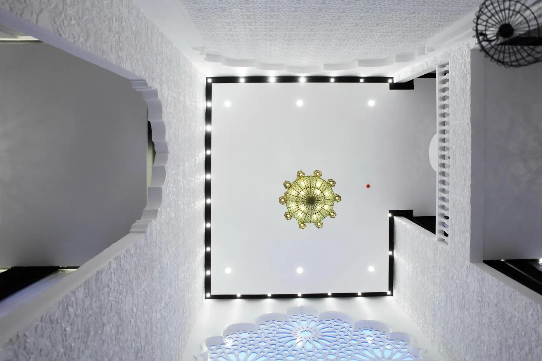 Decorative detail in Chloe Gallery