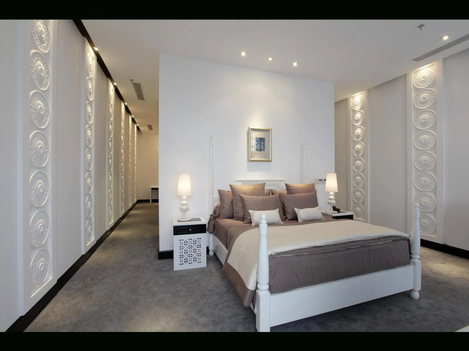 Bed in Chloe Gallery