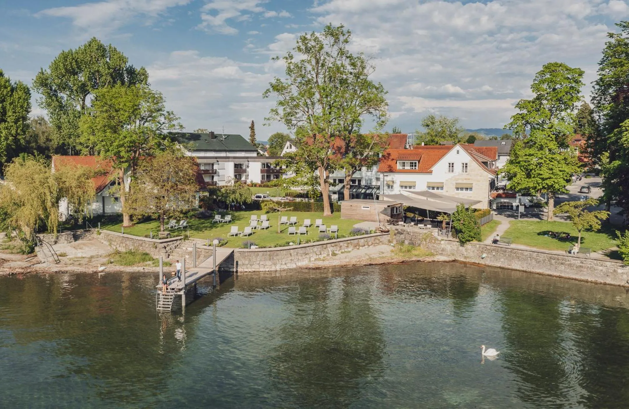 Property building in Hotel Caraleon